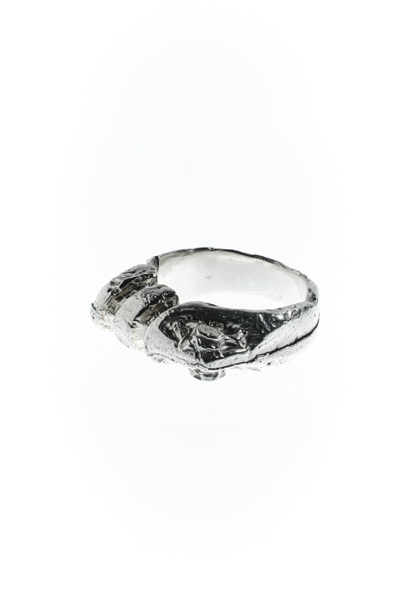 Bolt ring