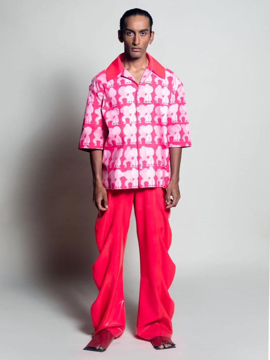 Dancing figures shirt - pink
