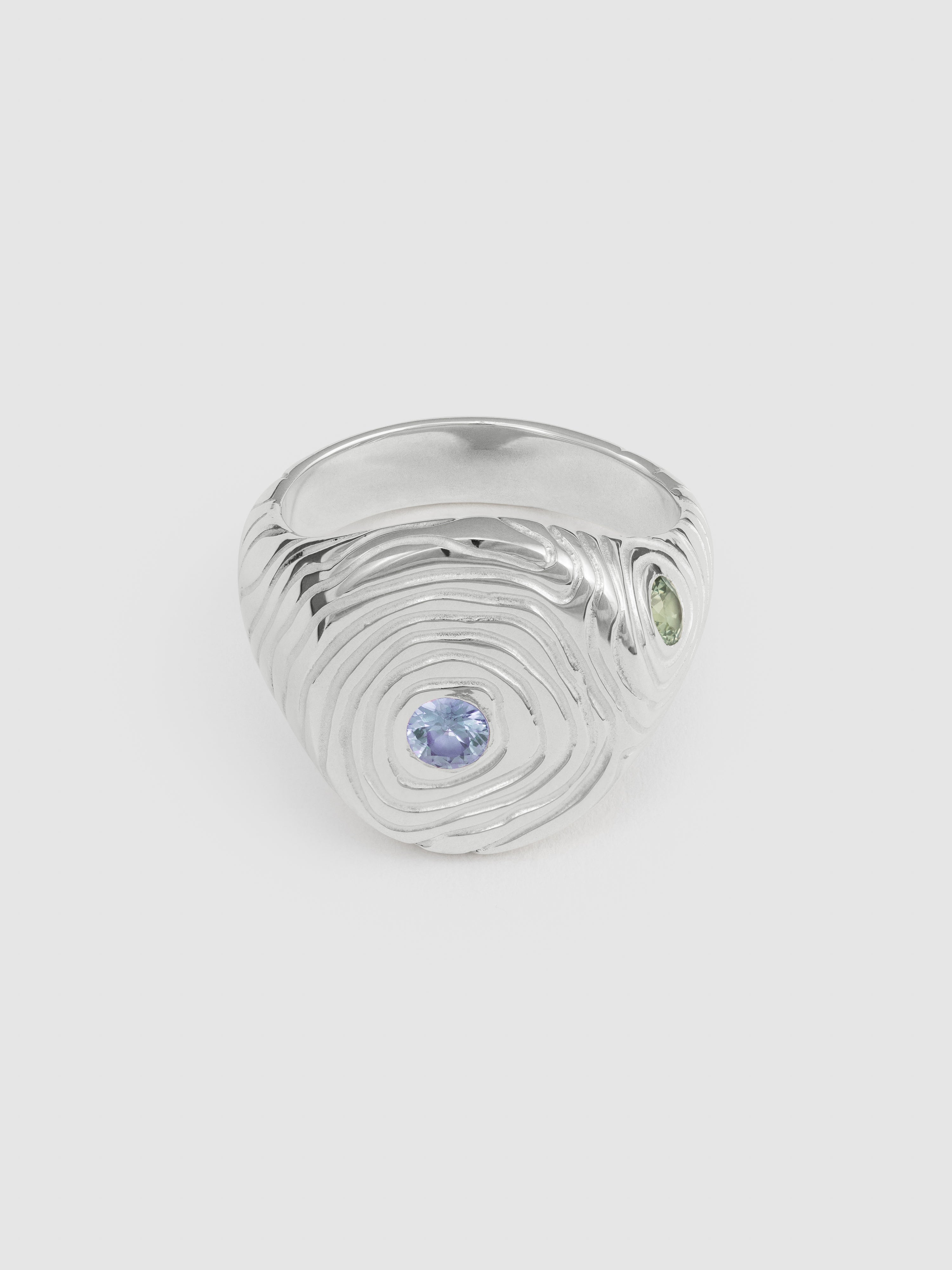 Dendro sapphire signet ring