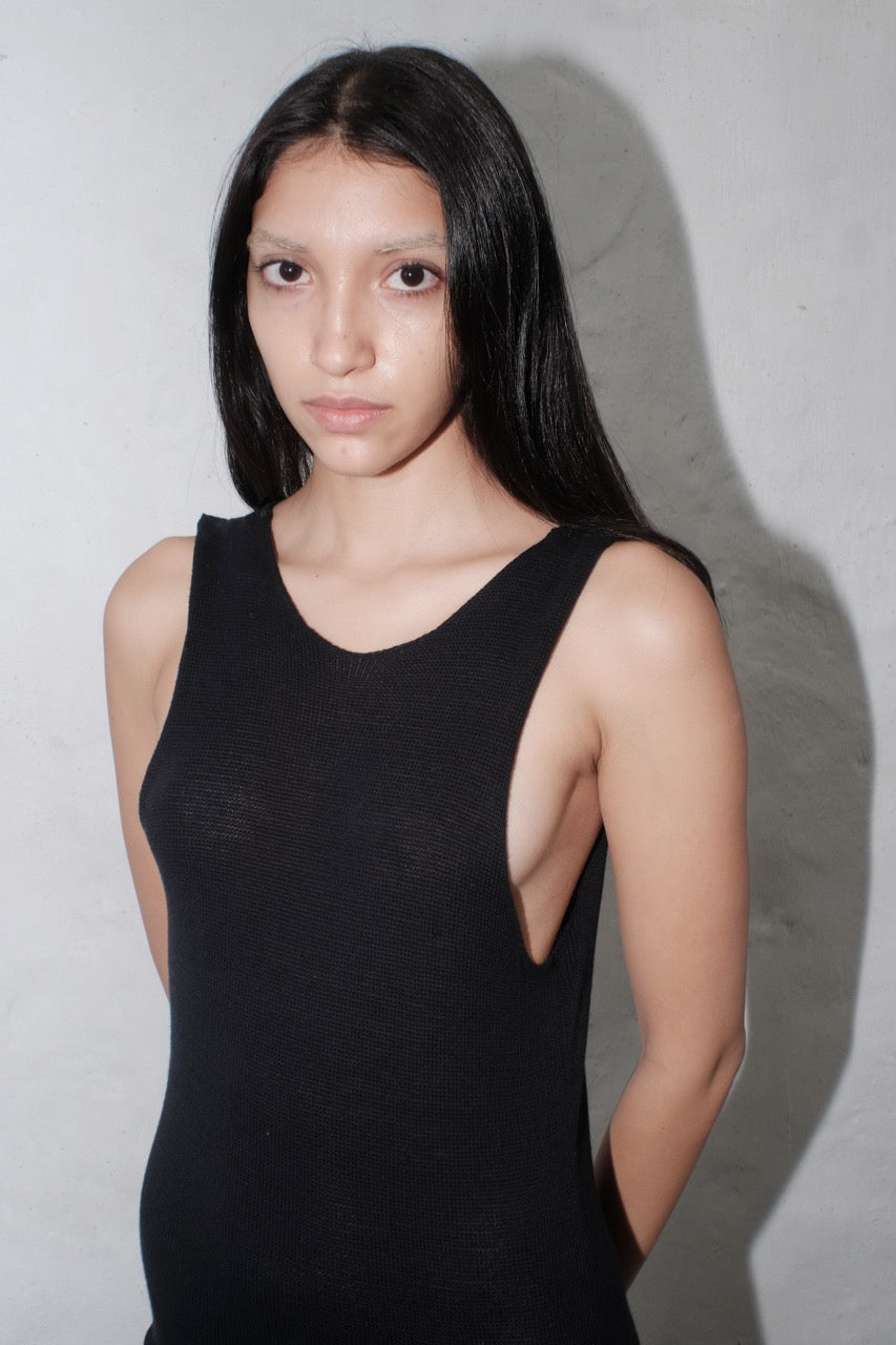 Side hold dress