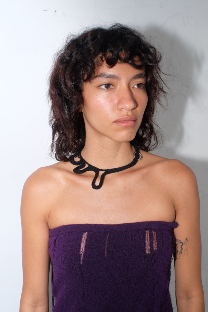 Loop necklace