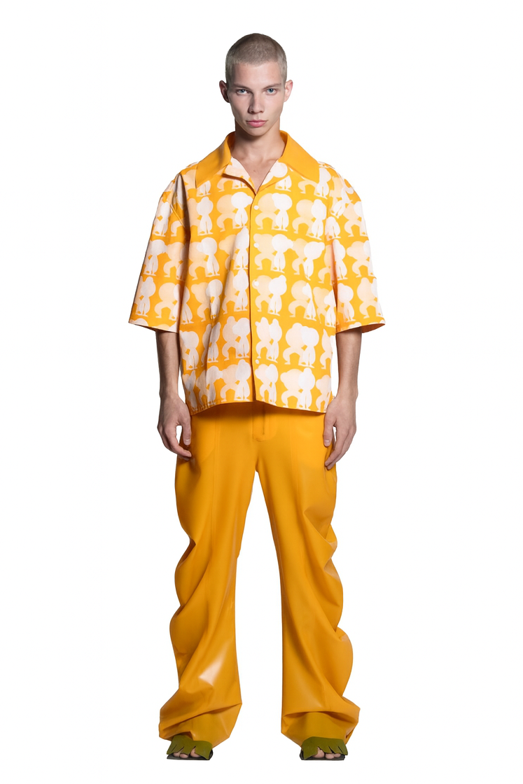 Dancing figures shirt - yellow