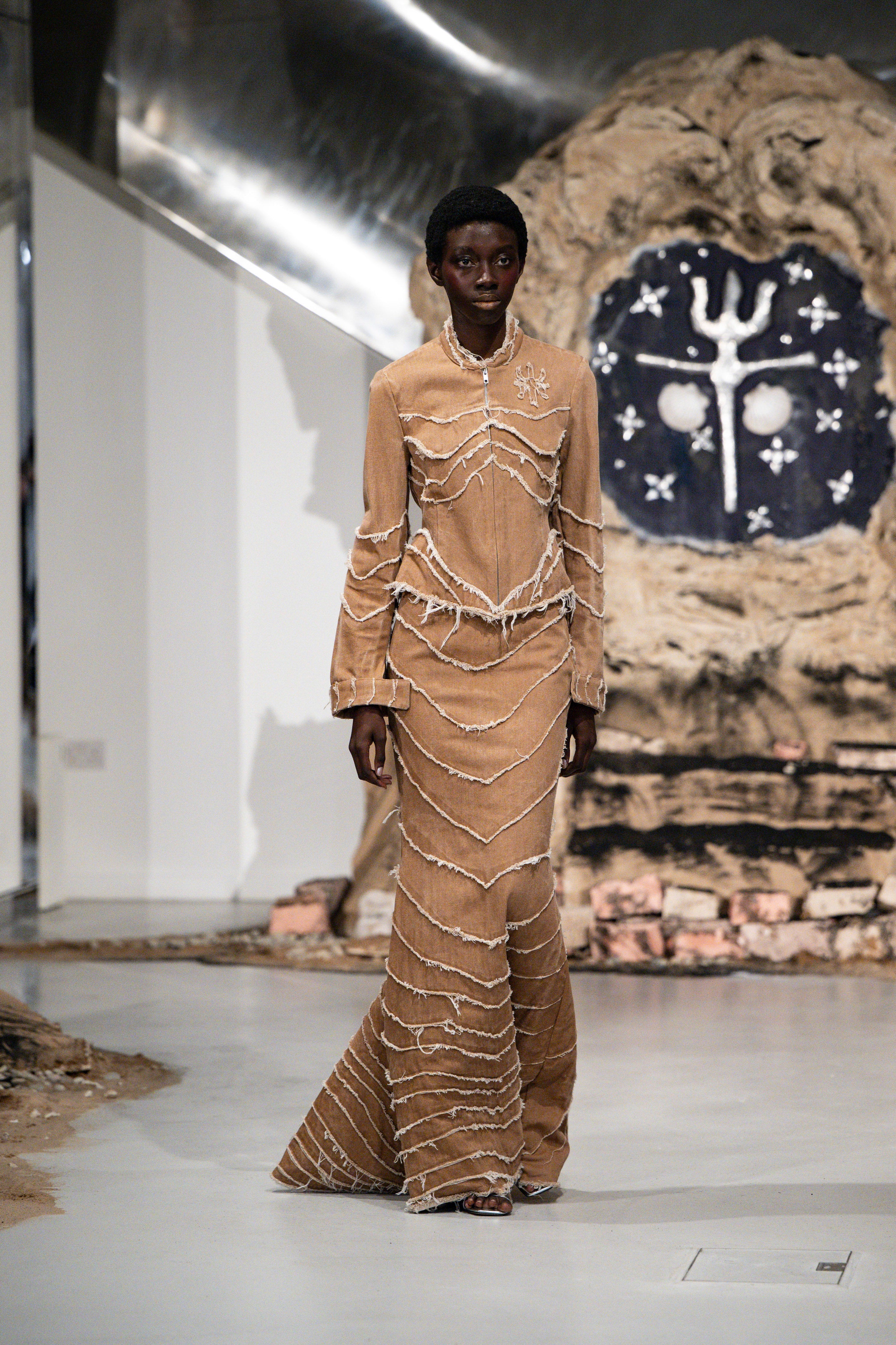 Sand wave denim skirt