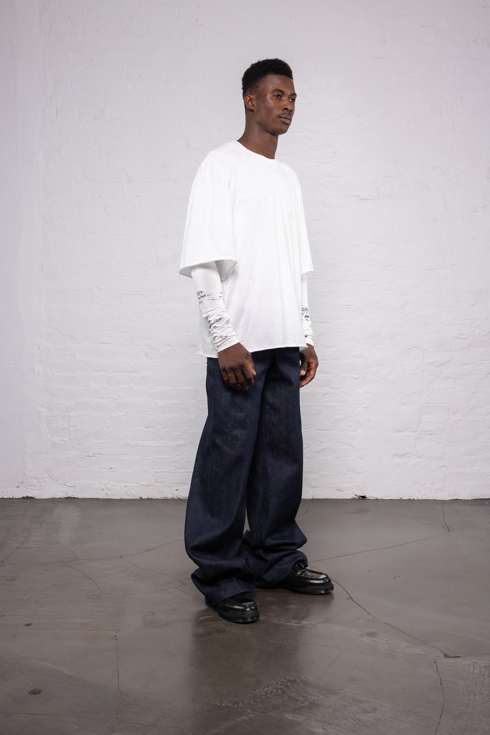 Double sleeve printed t-shirt white