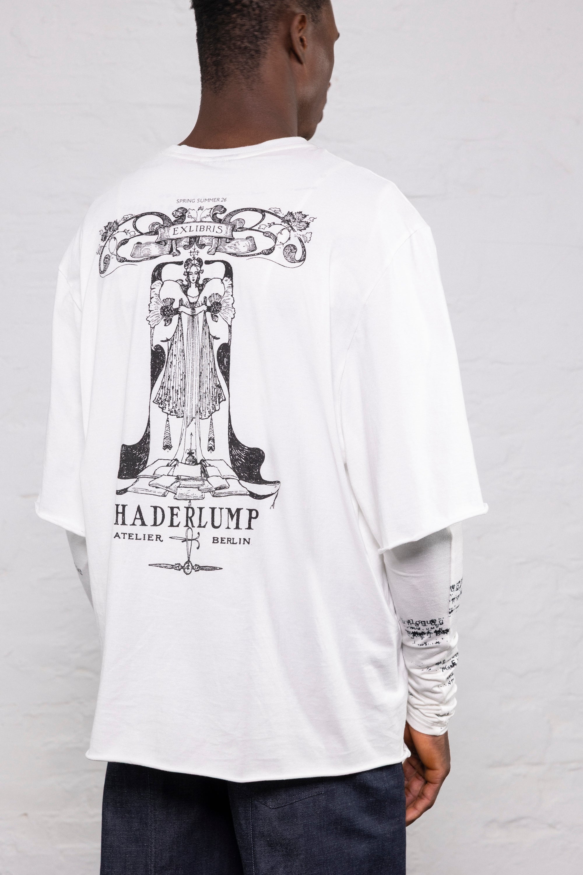 Double sleeve printed t-shirt white