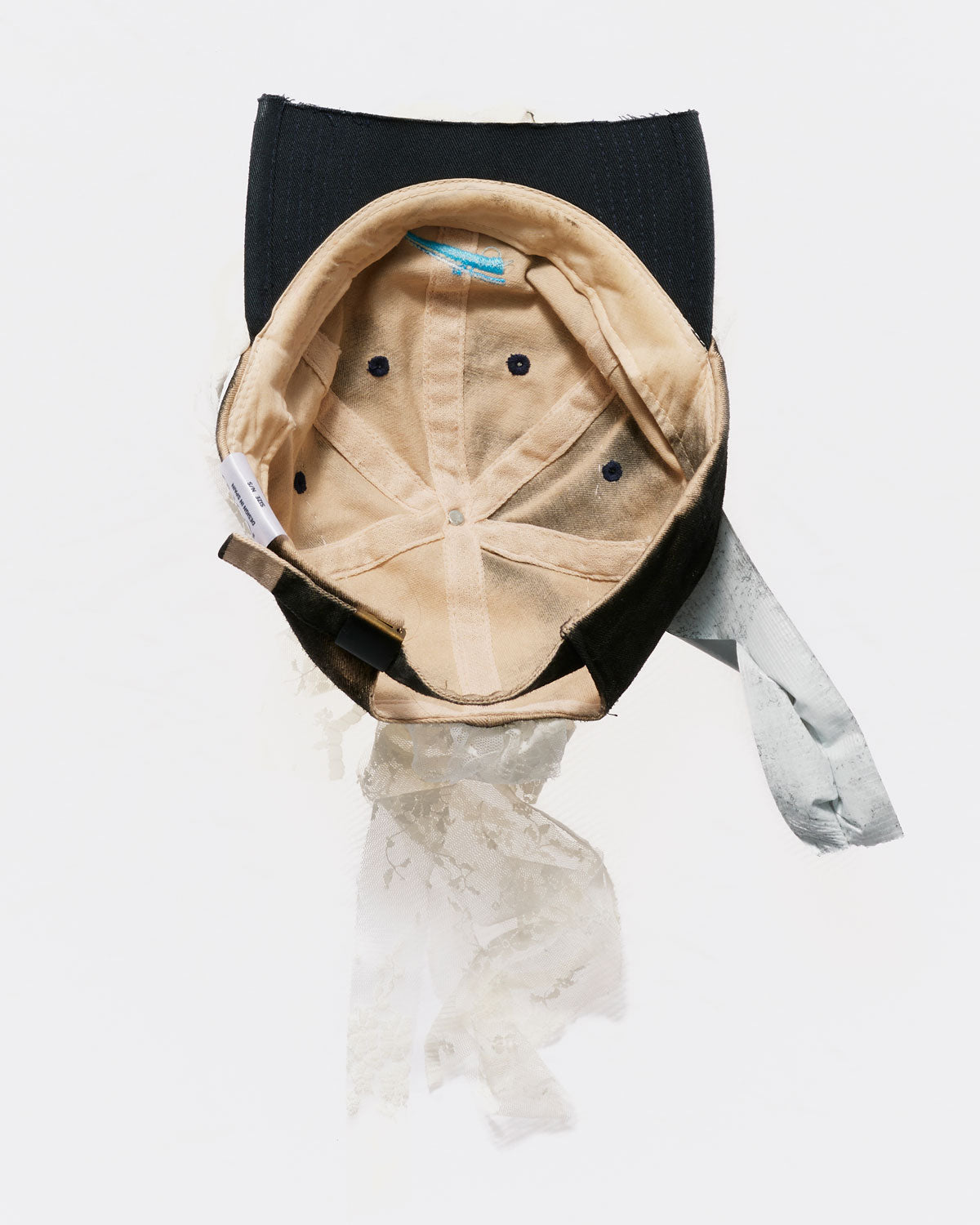 006-c-25 lacecut cap