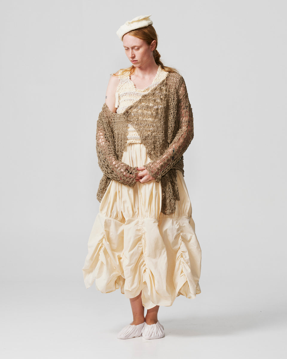 003-37 curtain skirt