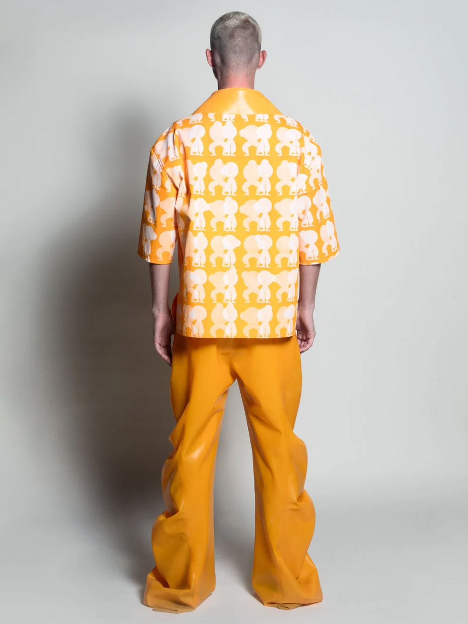 Dancing figures shirt - yellow