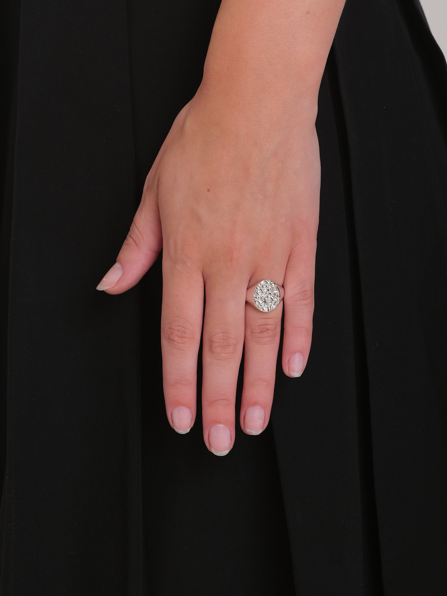 Flora signet