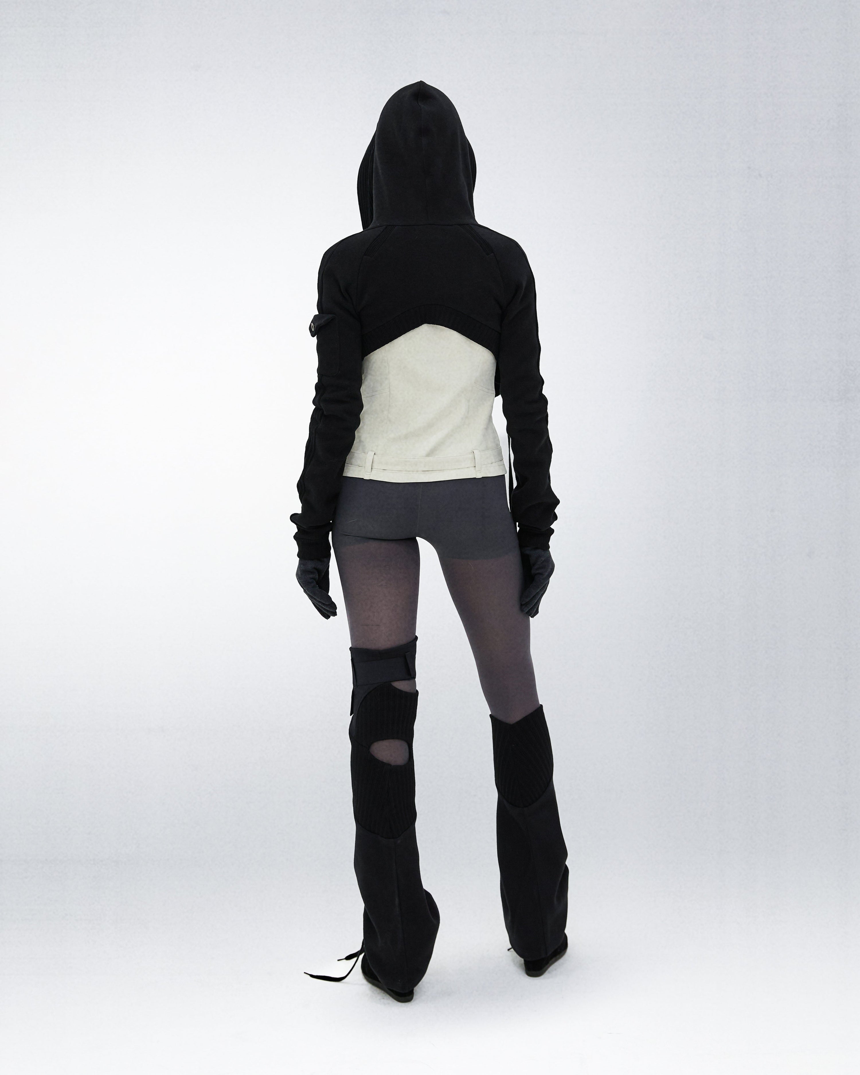 Asymmetric leg warmer