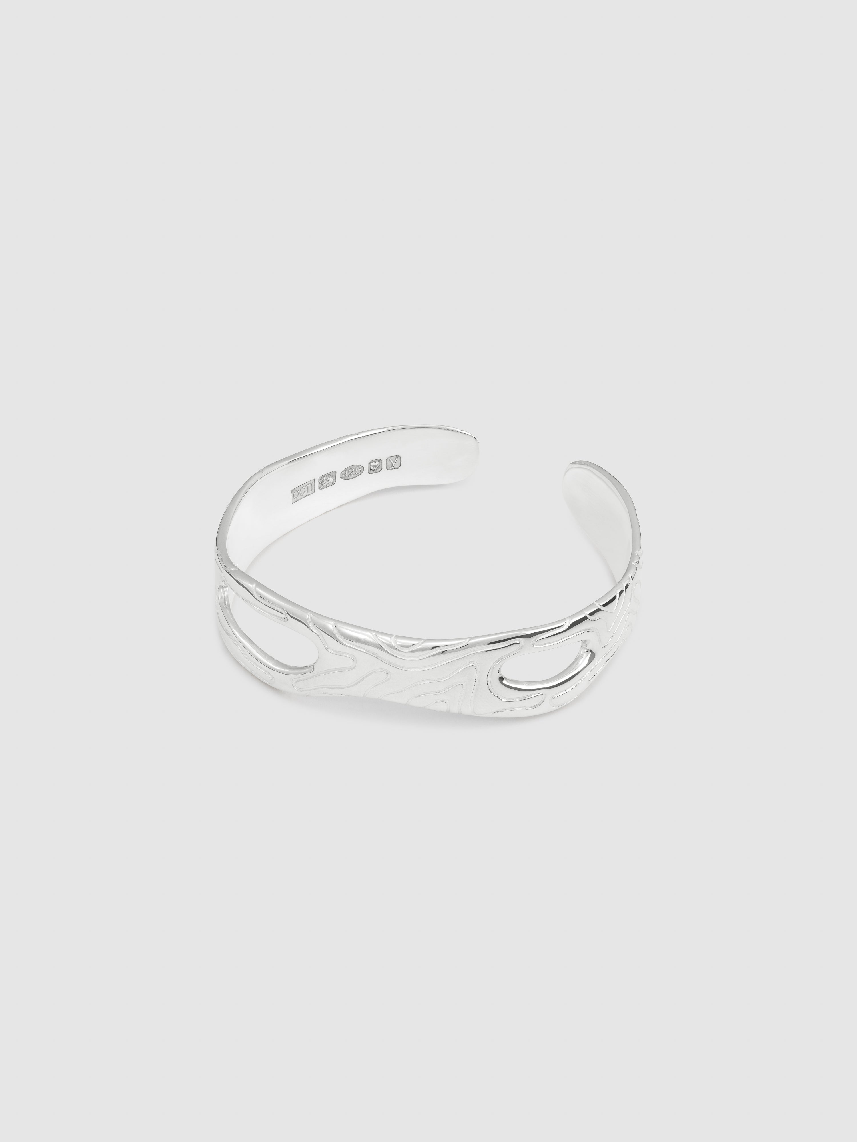 Globe bangle