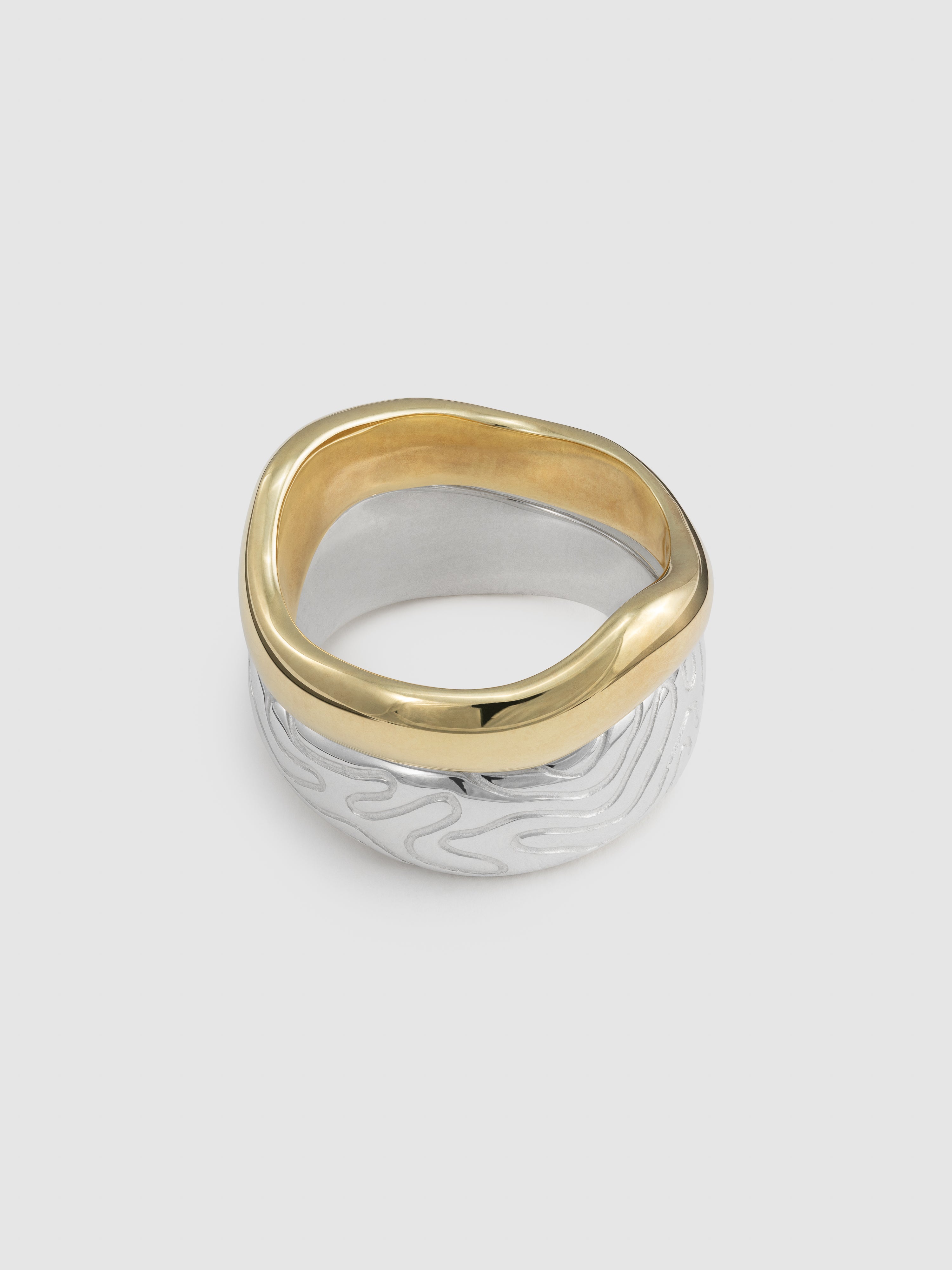 Globe stacking ring pair