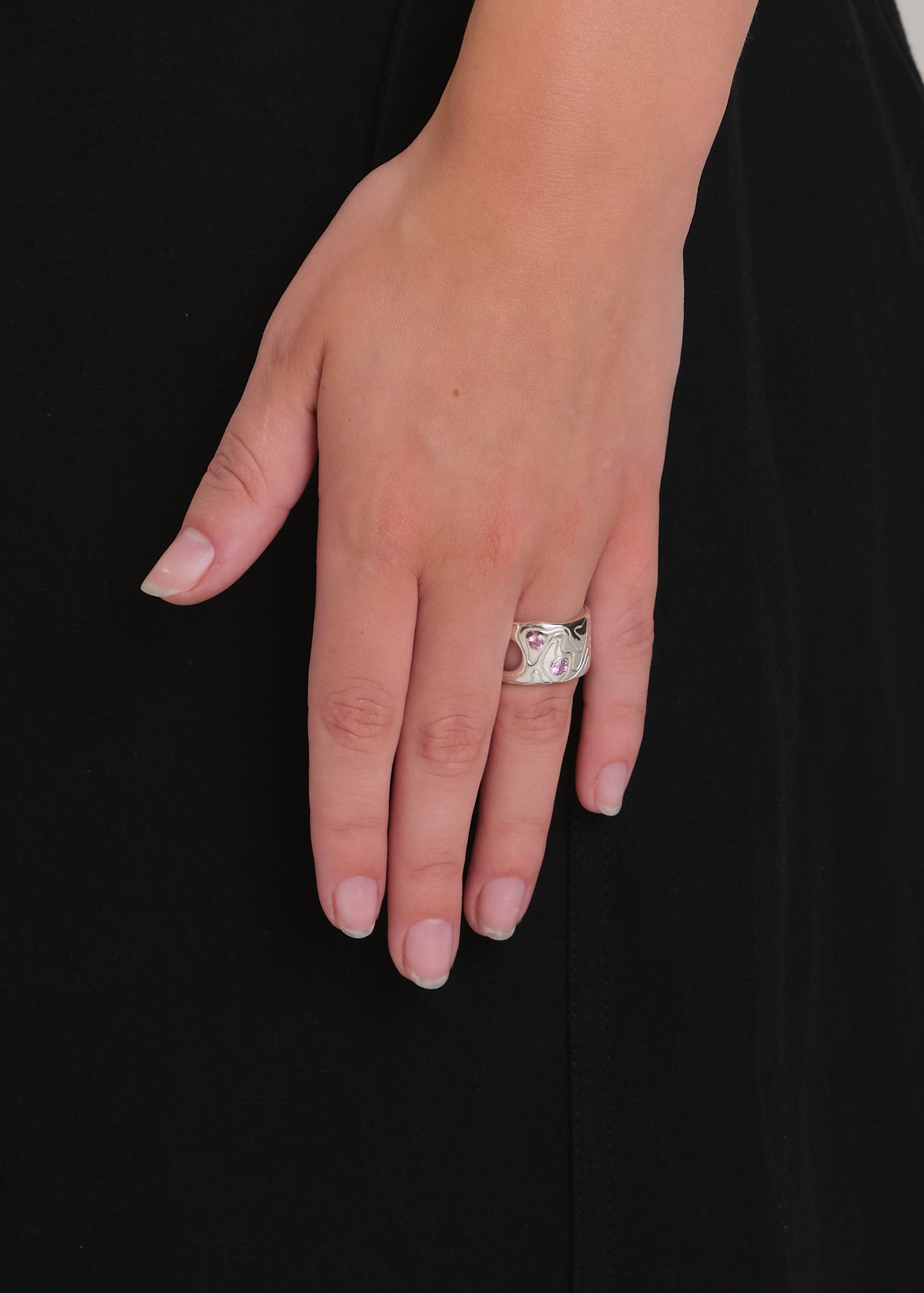 Globe ring