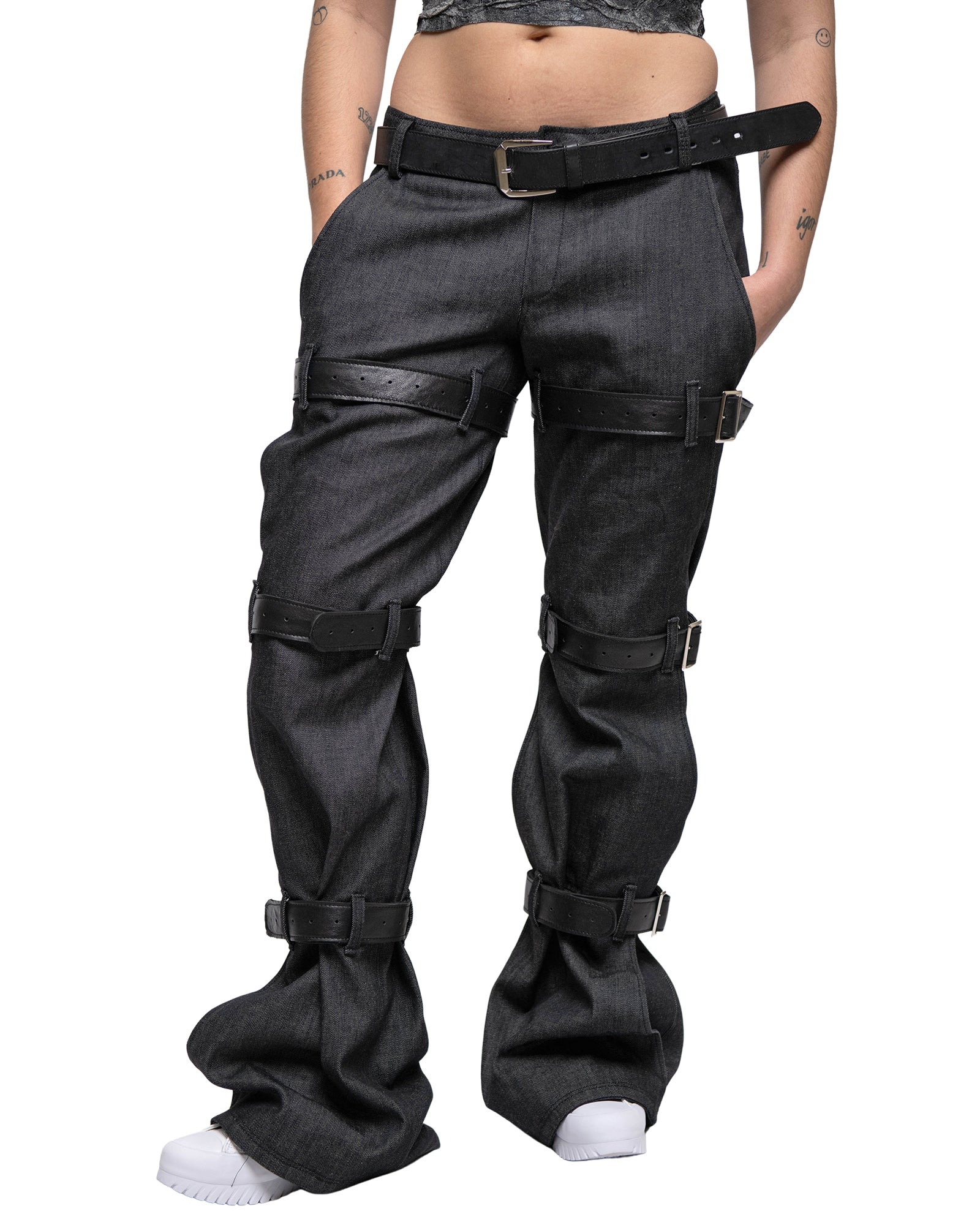 Denim belt trousers