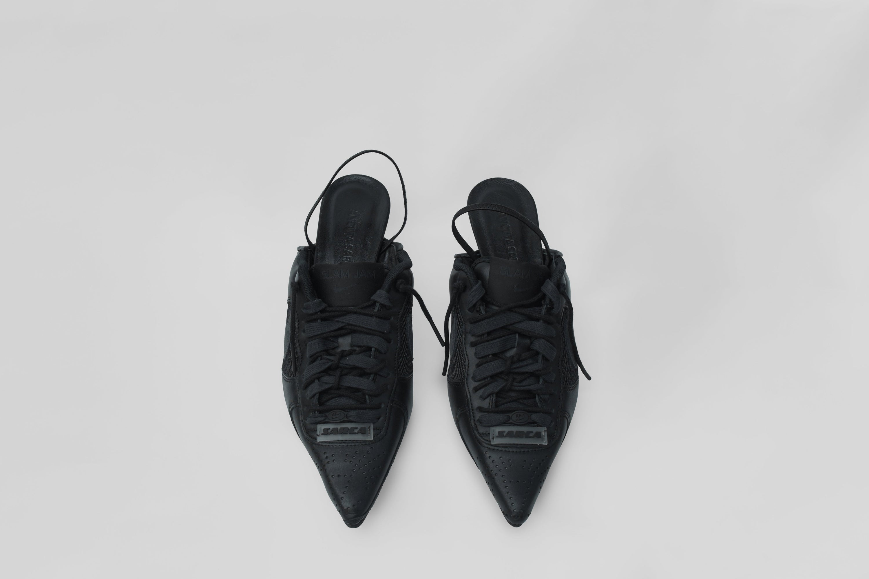 Hera heel black