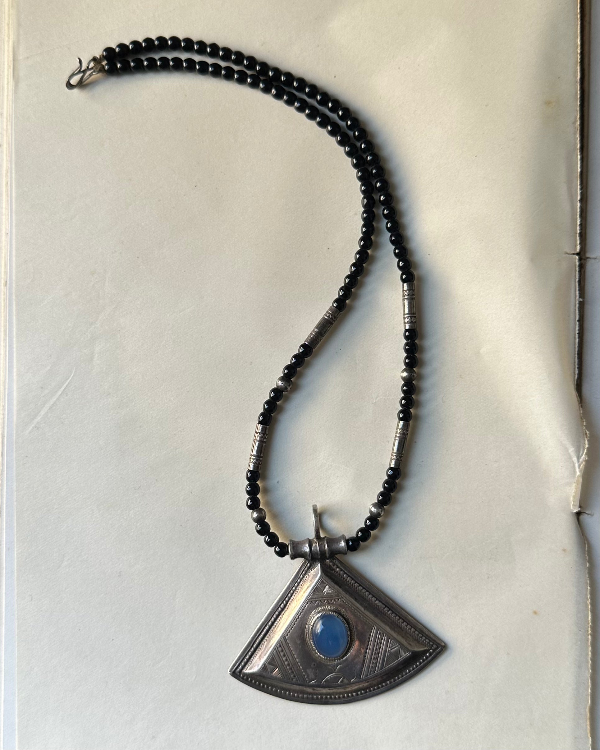 The anissa necklace