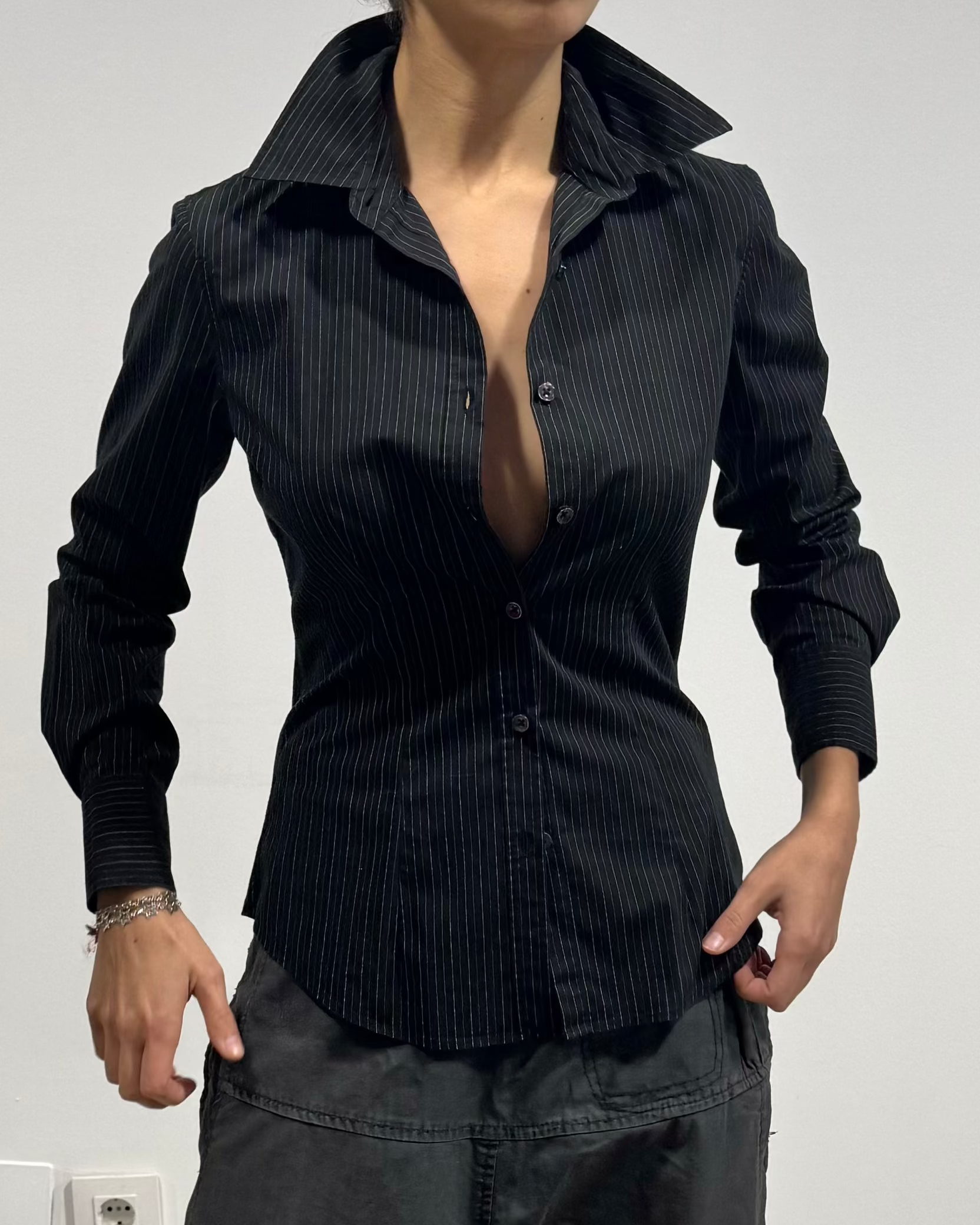 The elia shirt