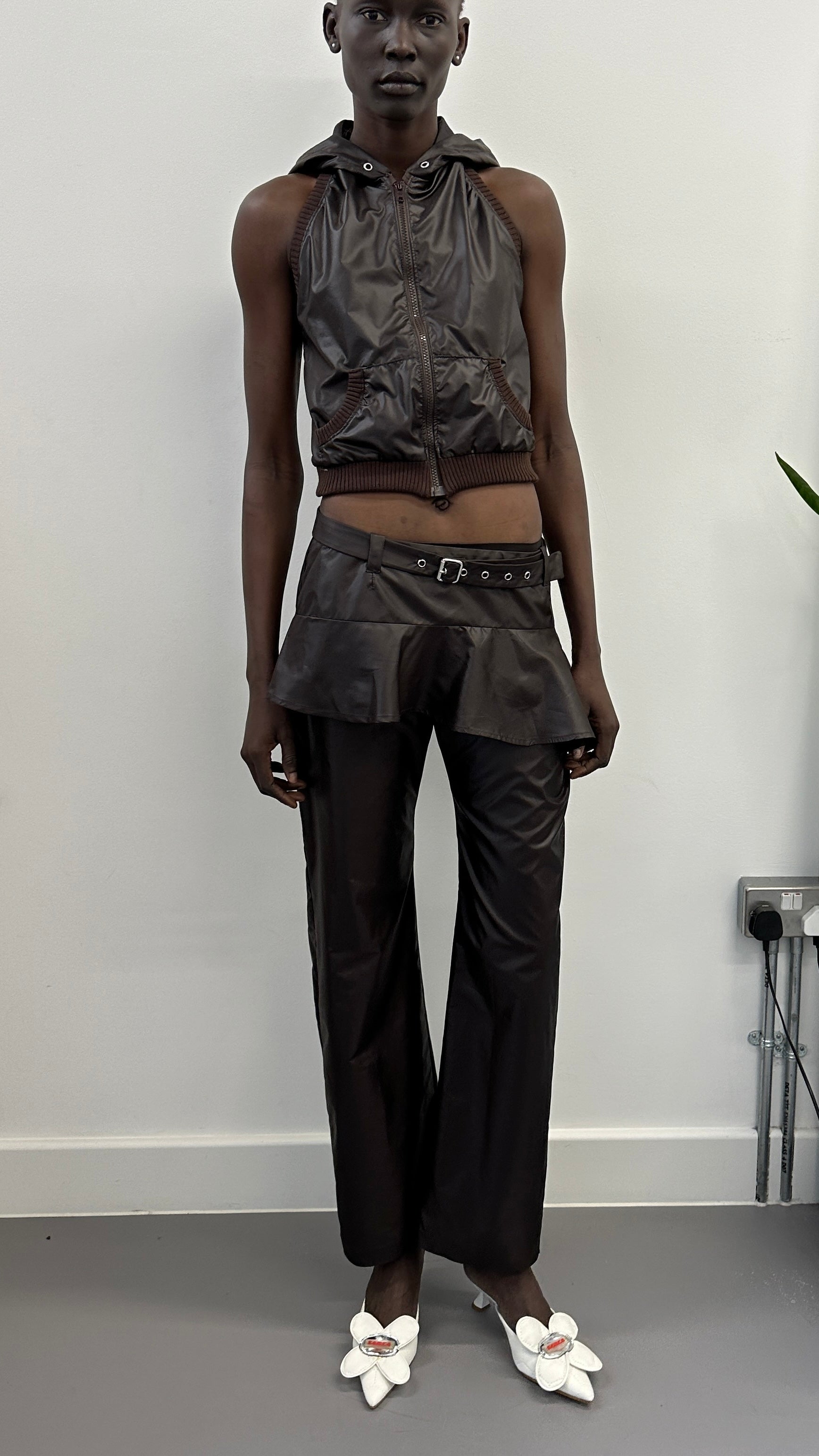 Halter top- brown