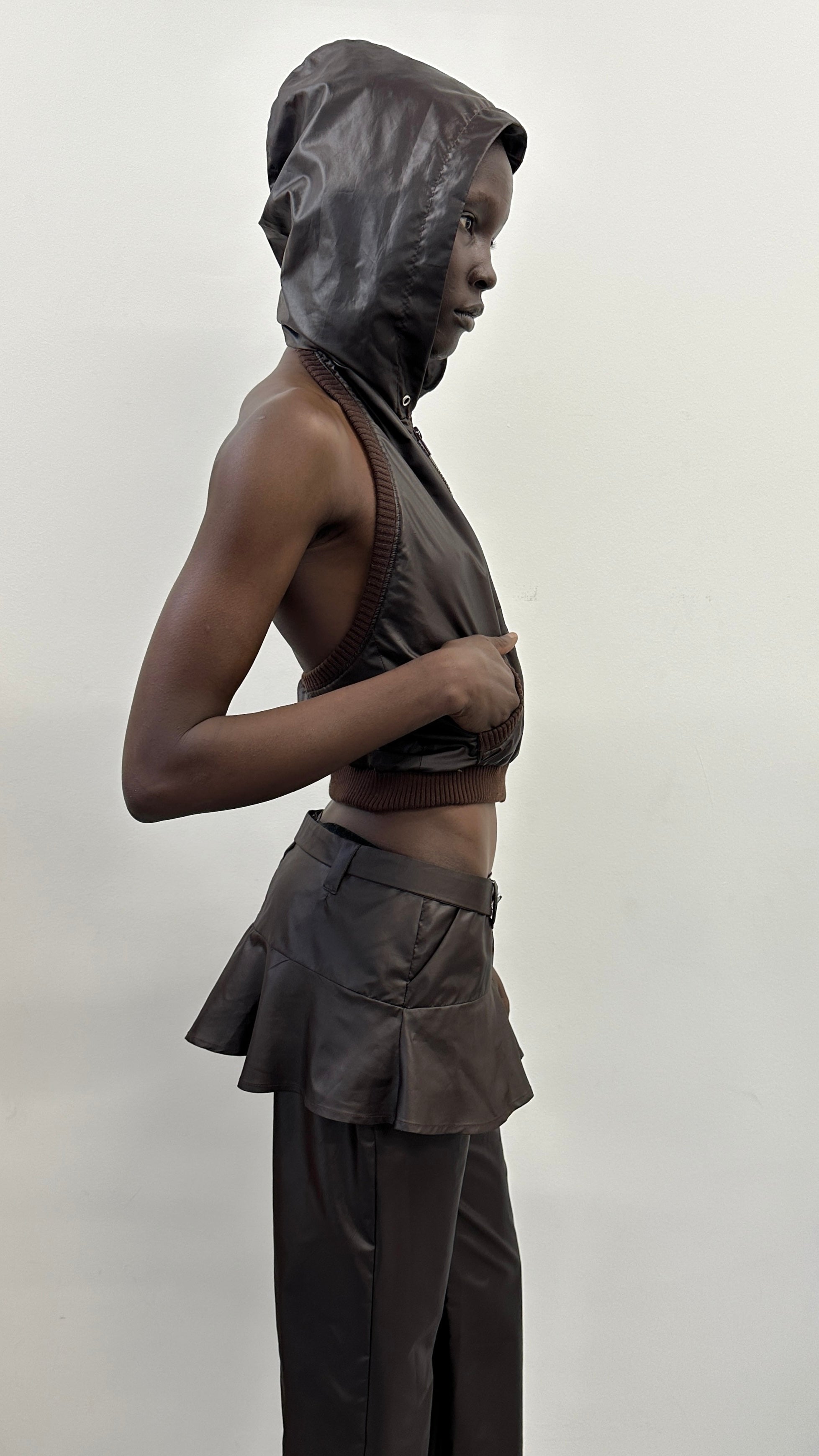 Halter top- brown