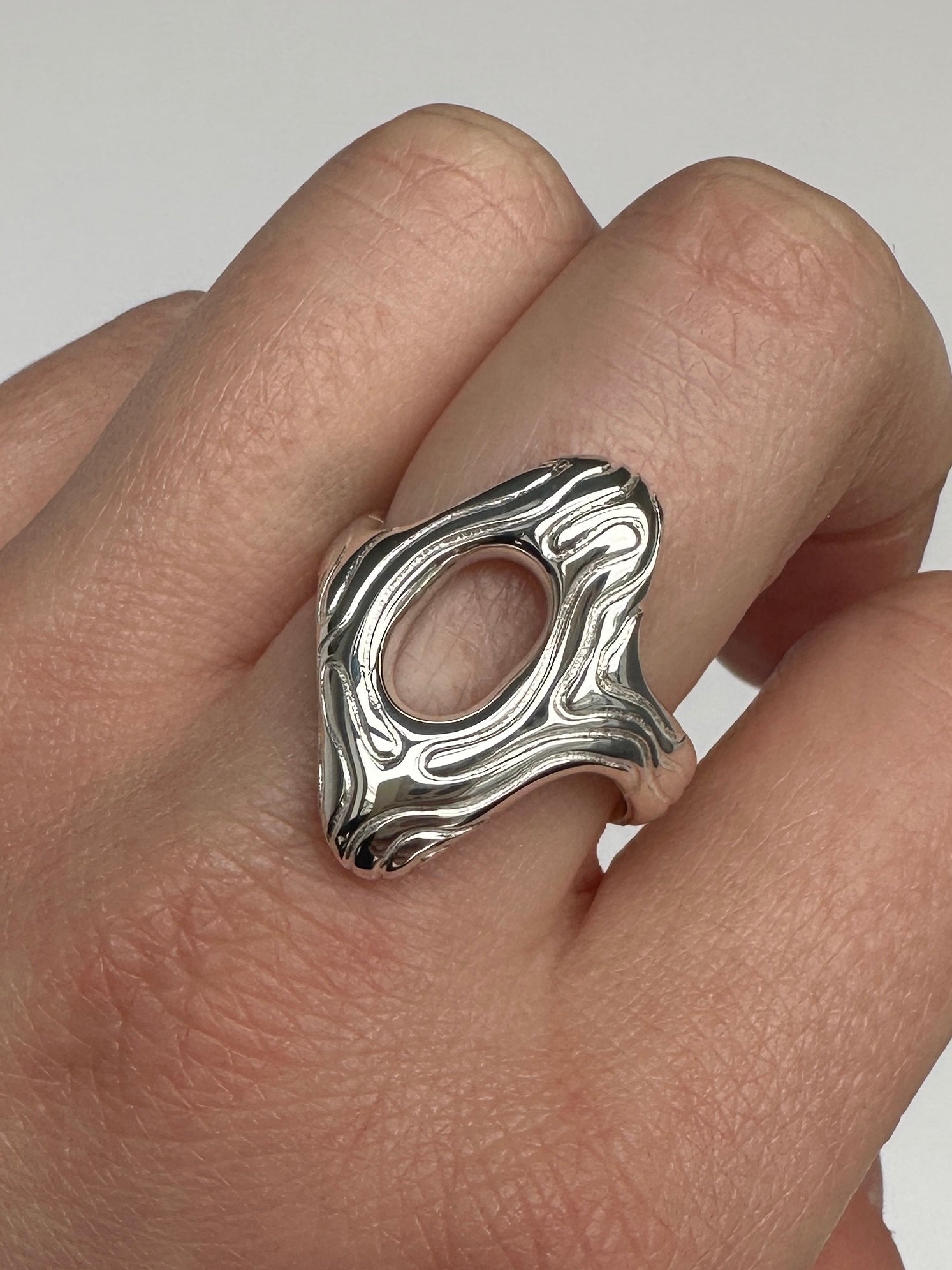 Island ring