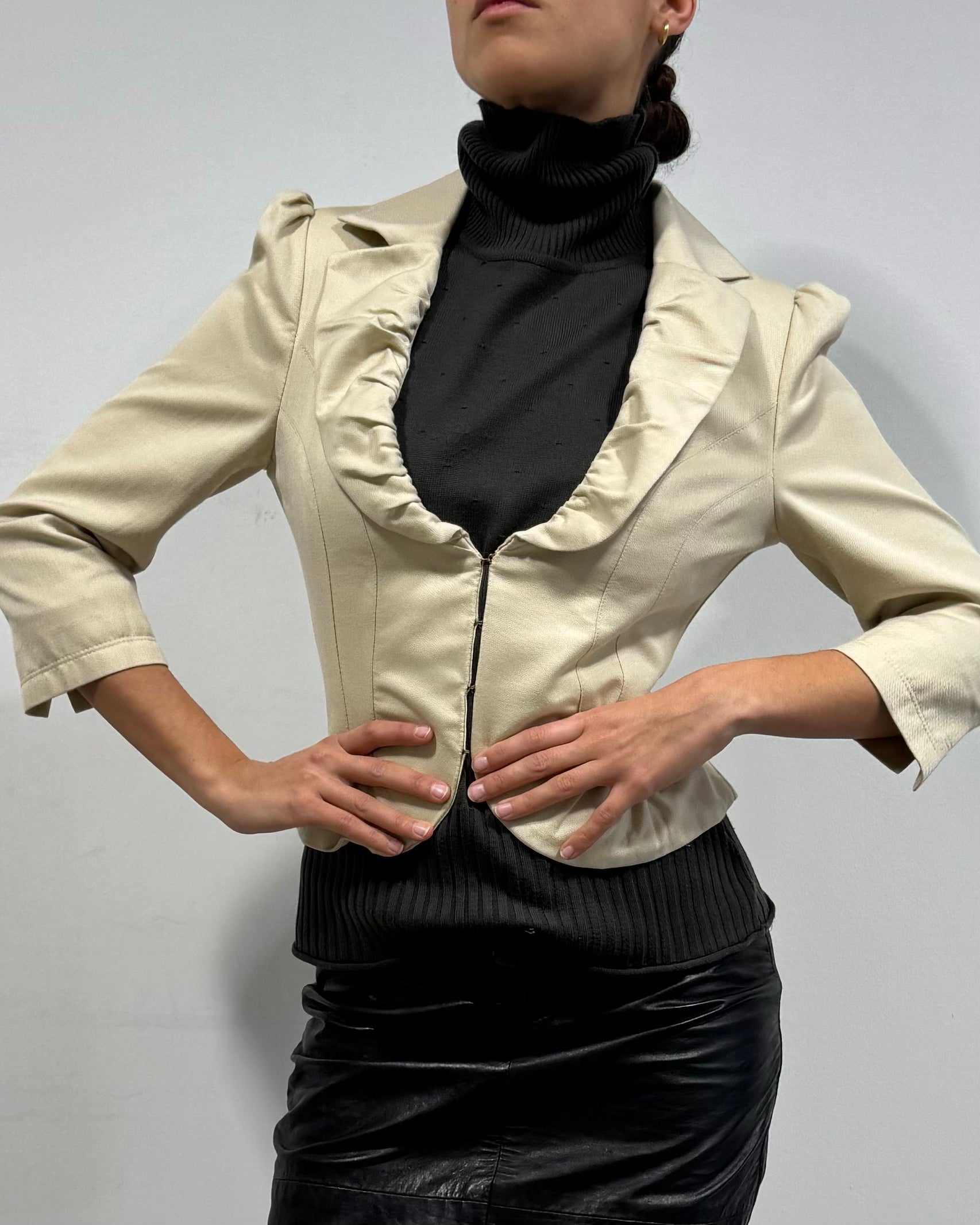 The mai blazer