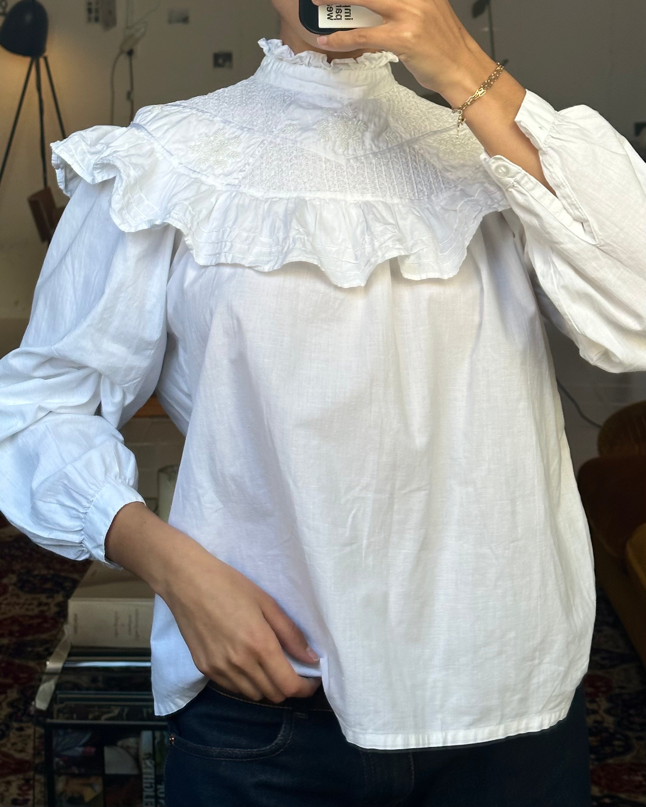 The leonor shirt