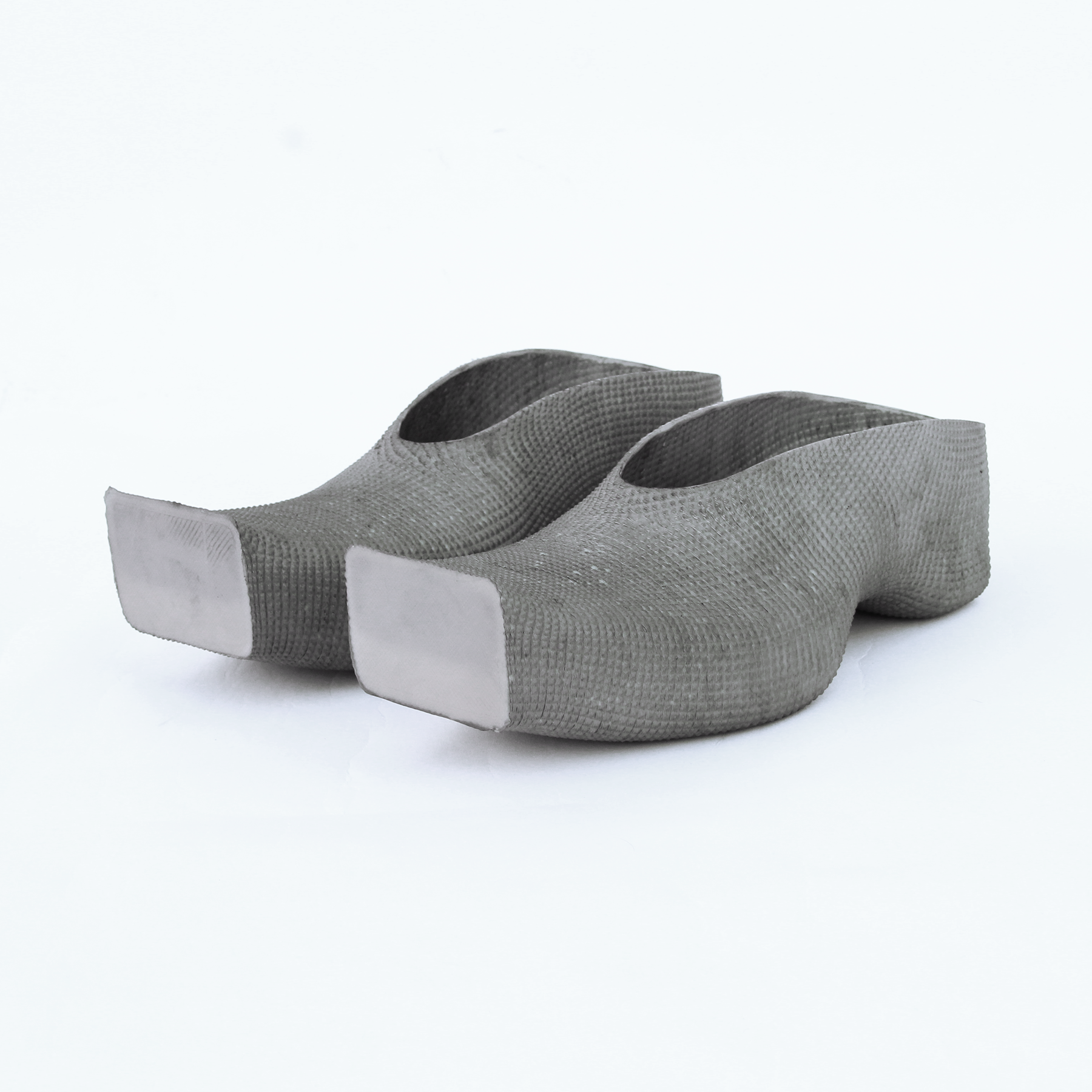 Heeled square toe rubber mules - concrete