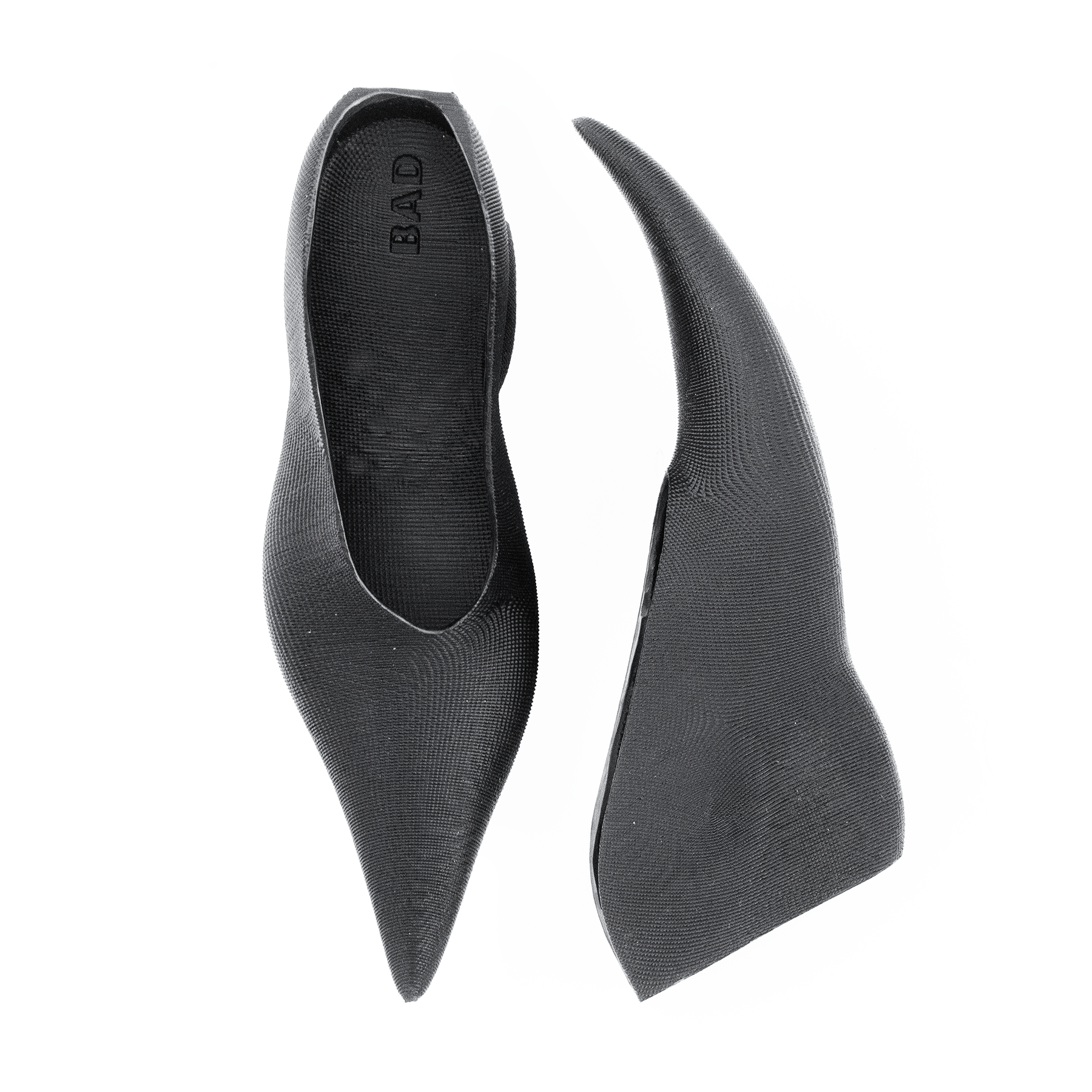 Pointed toe heel
