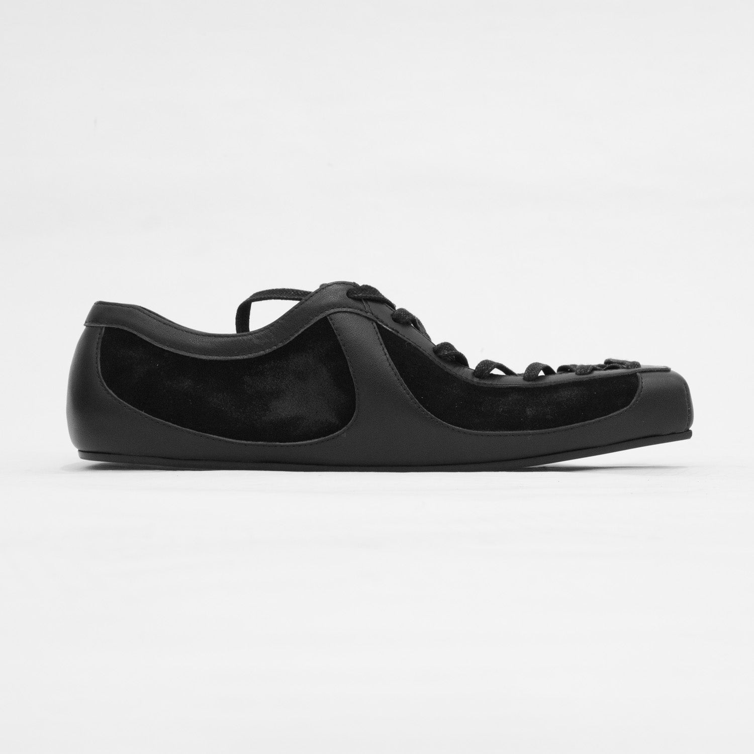 PLEBEIAN SNEAKERS - BLACK