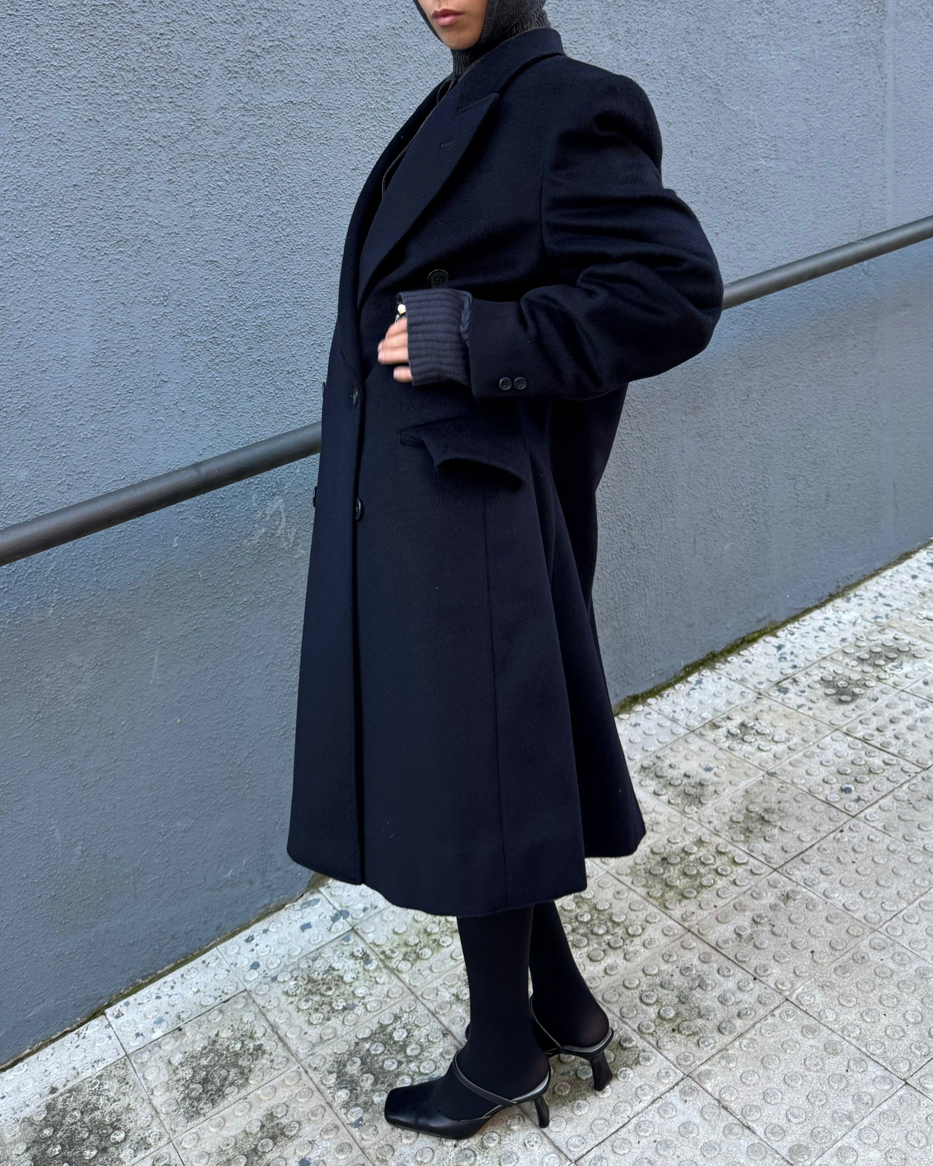The carlota coat