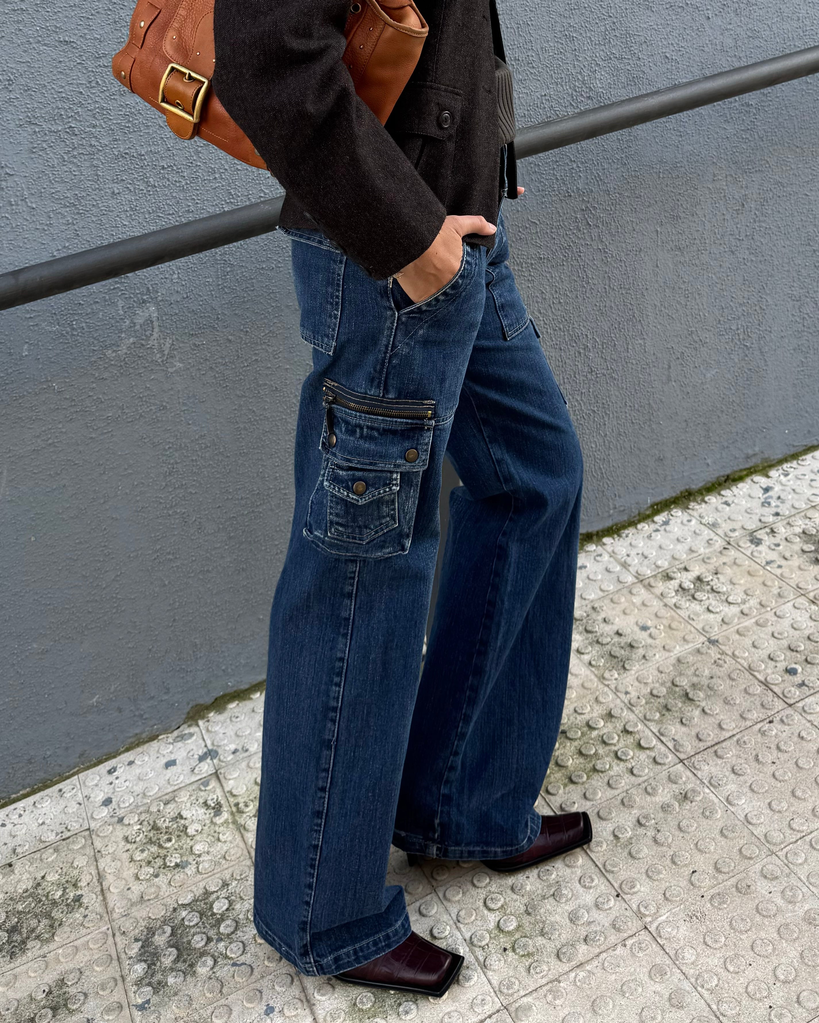 The alexia pants