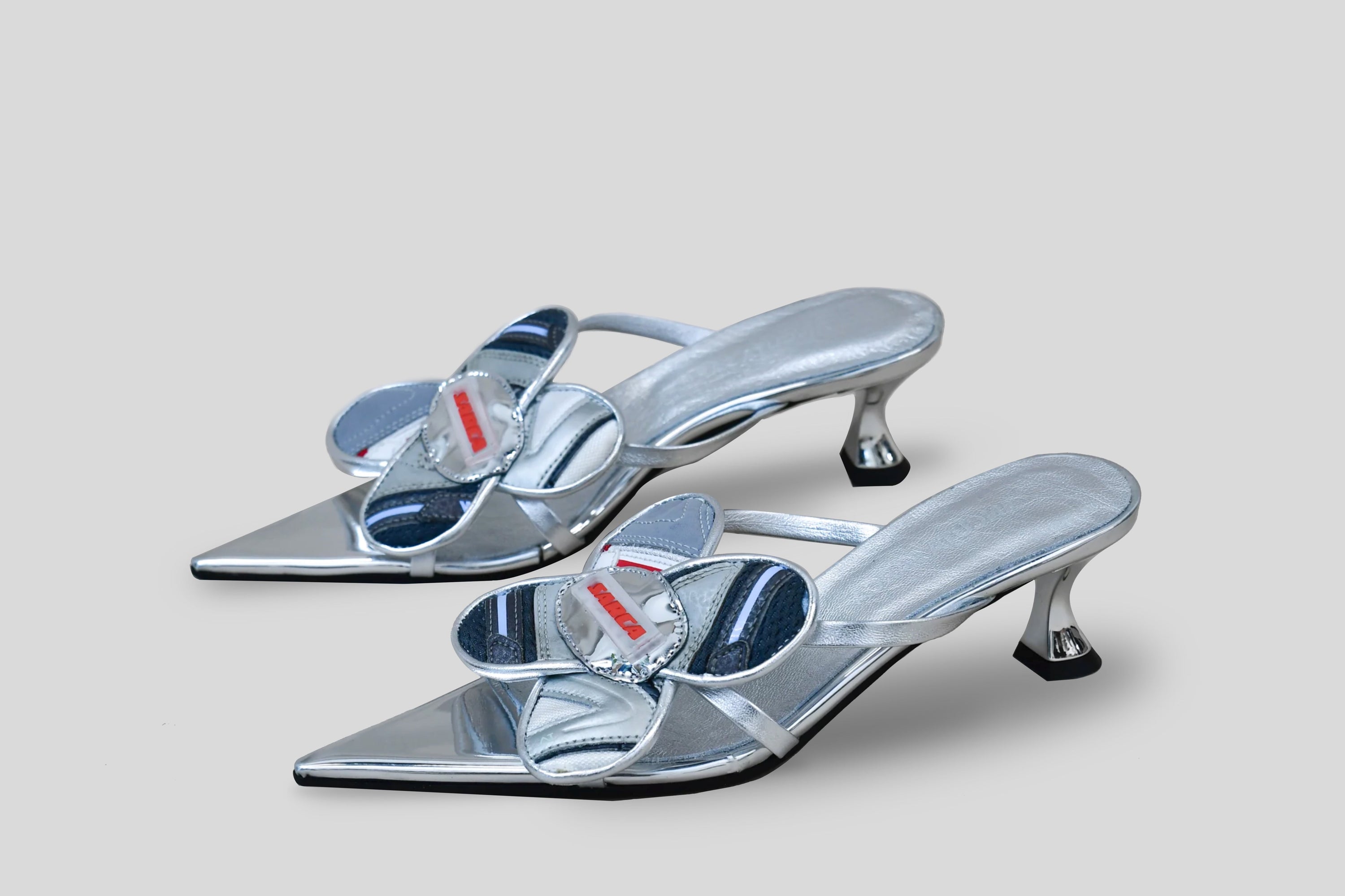 Daisy' silver upcycled sandal