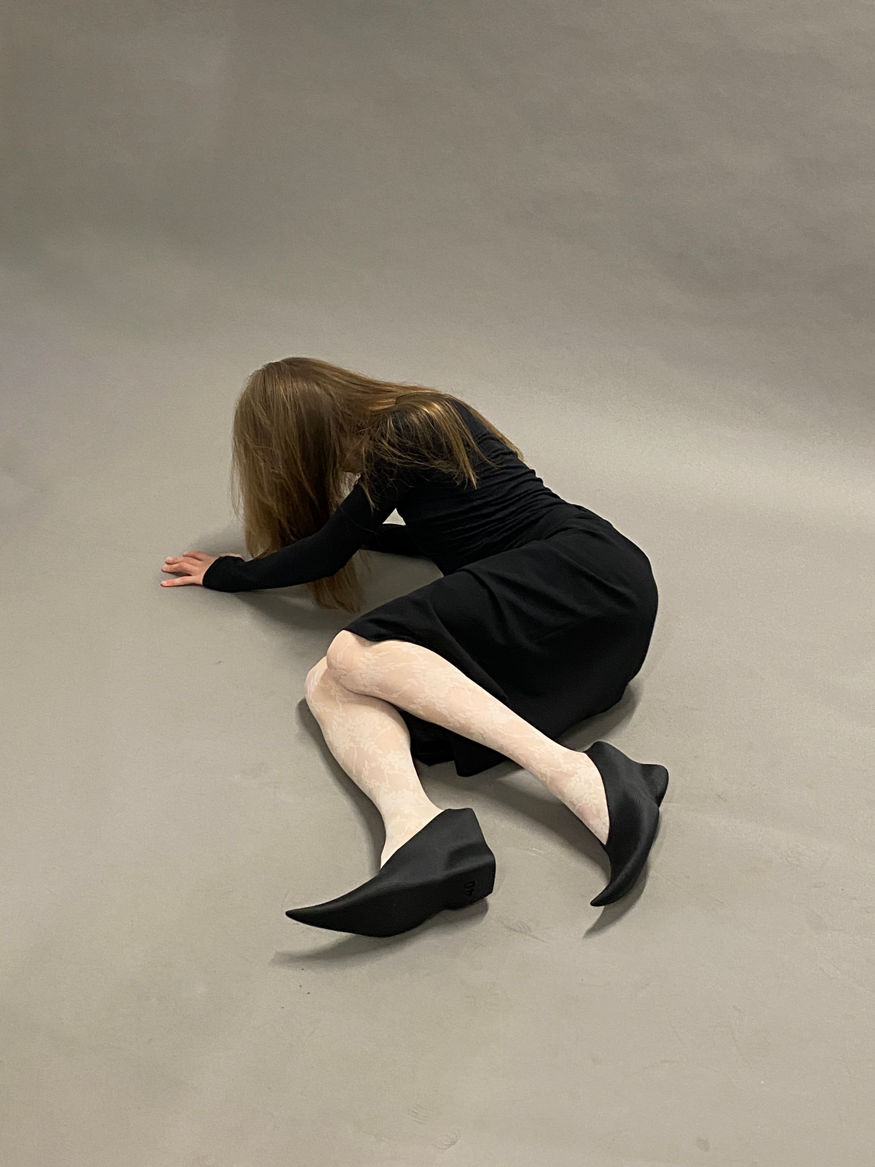 Pointed toe heel