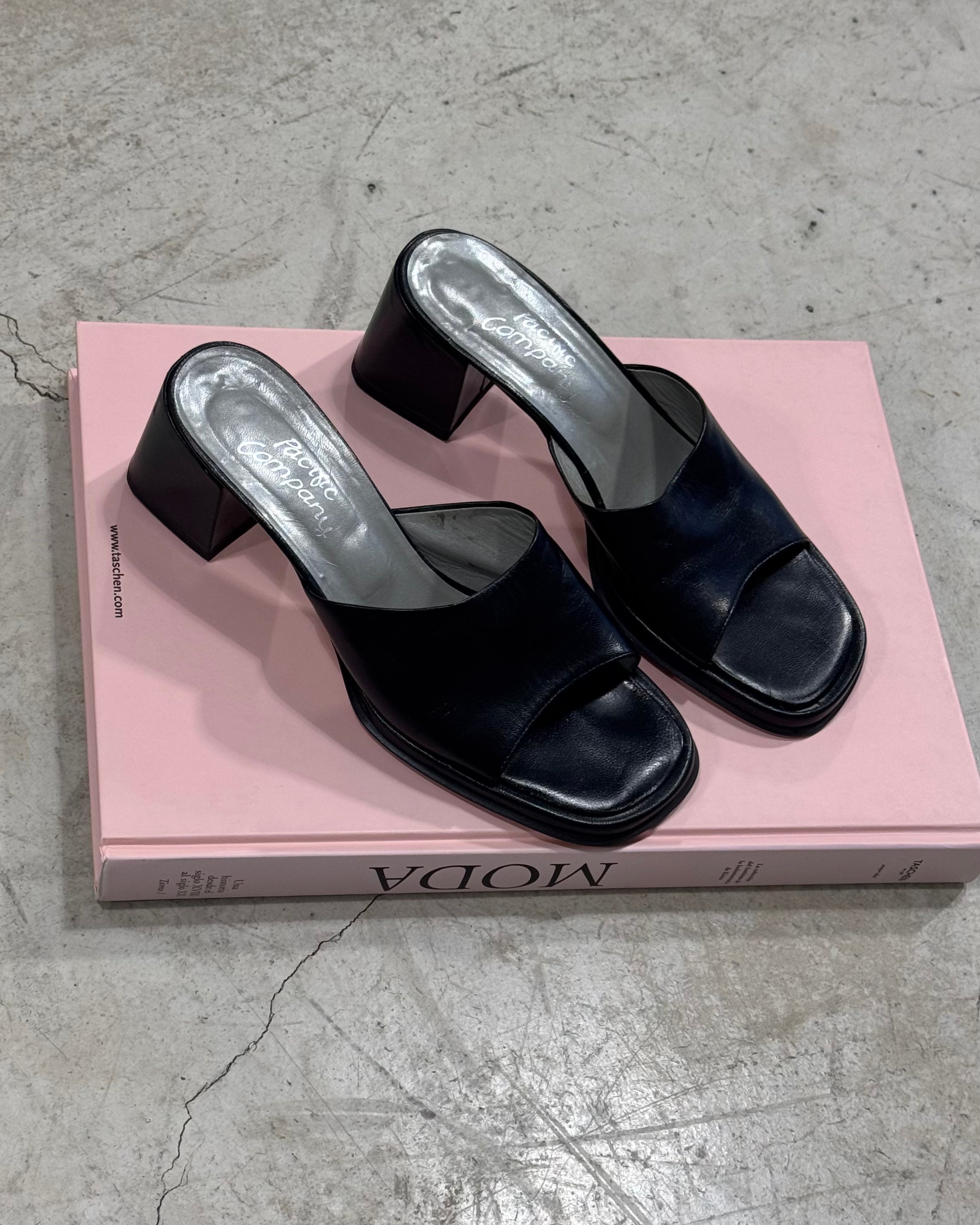 The nina sandals