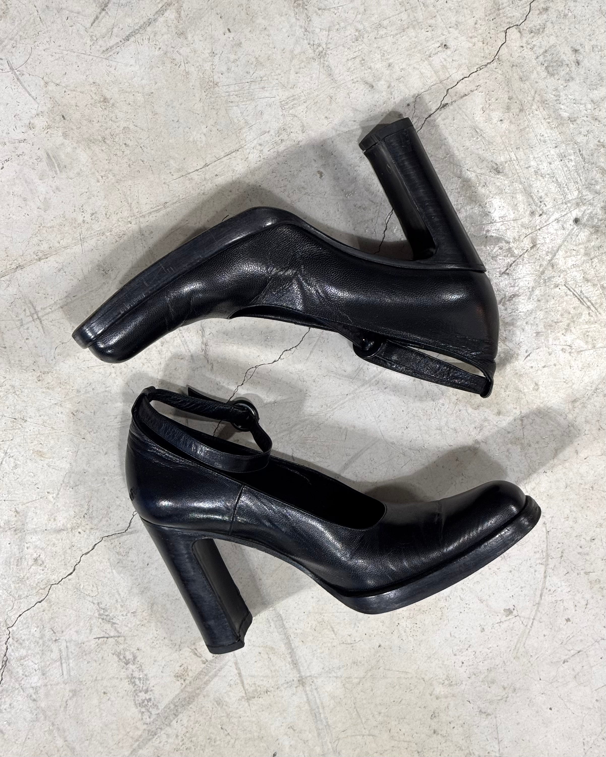 The nelda heels