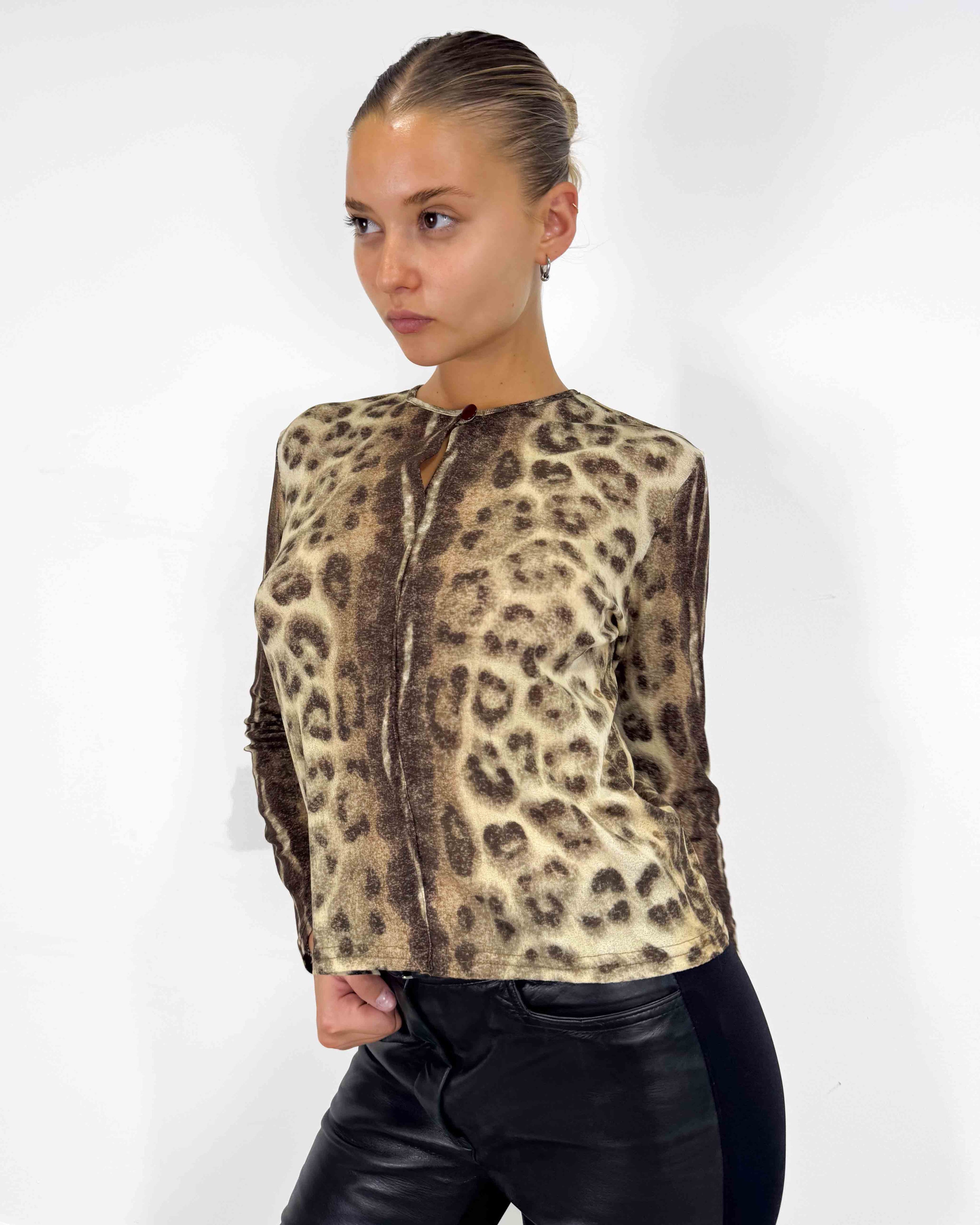 The dolly top