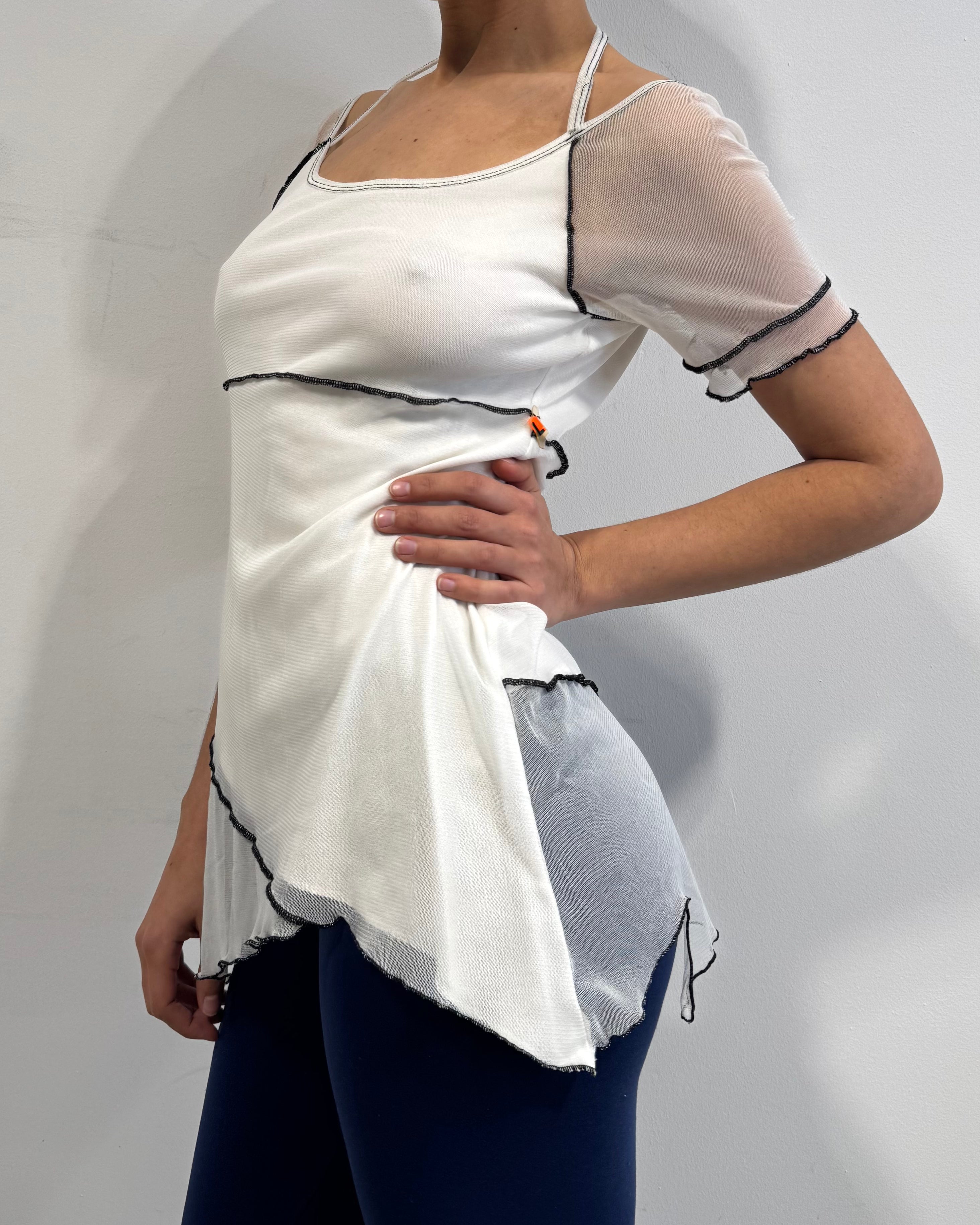 The naia top