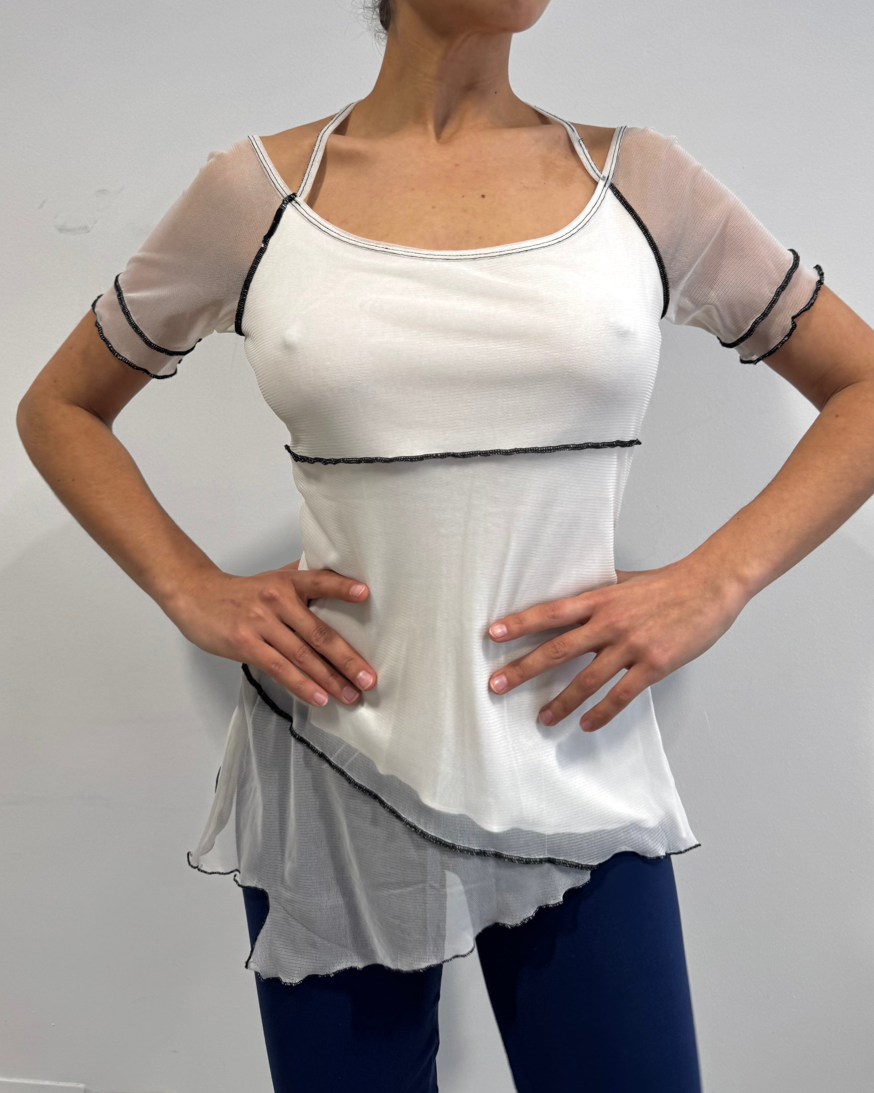 The naia top