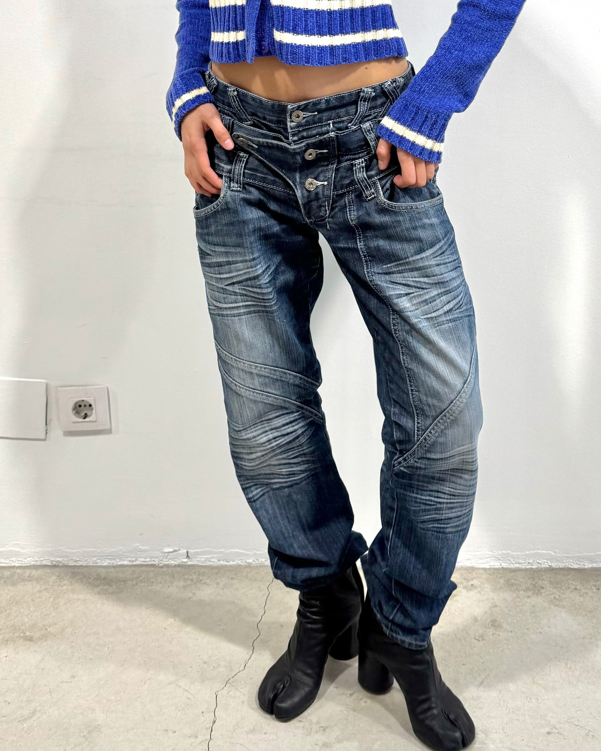 The aynara pants