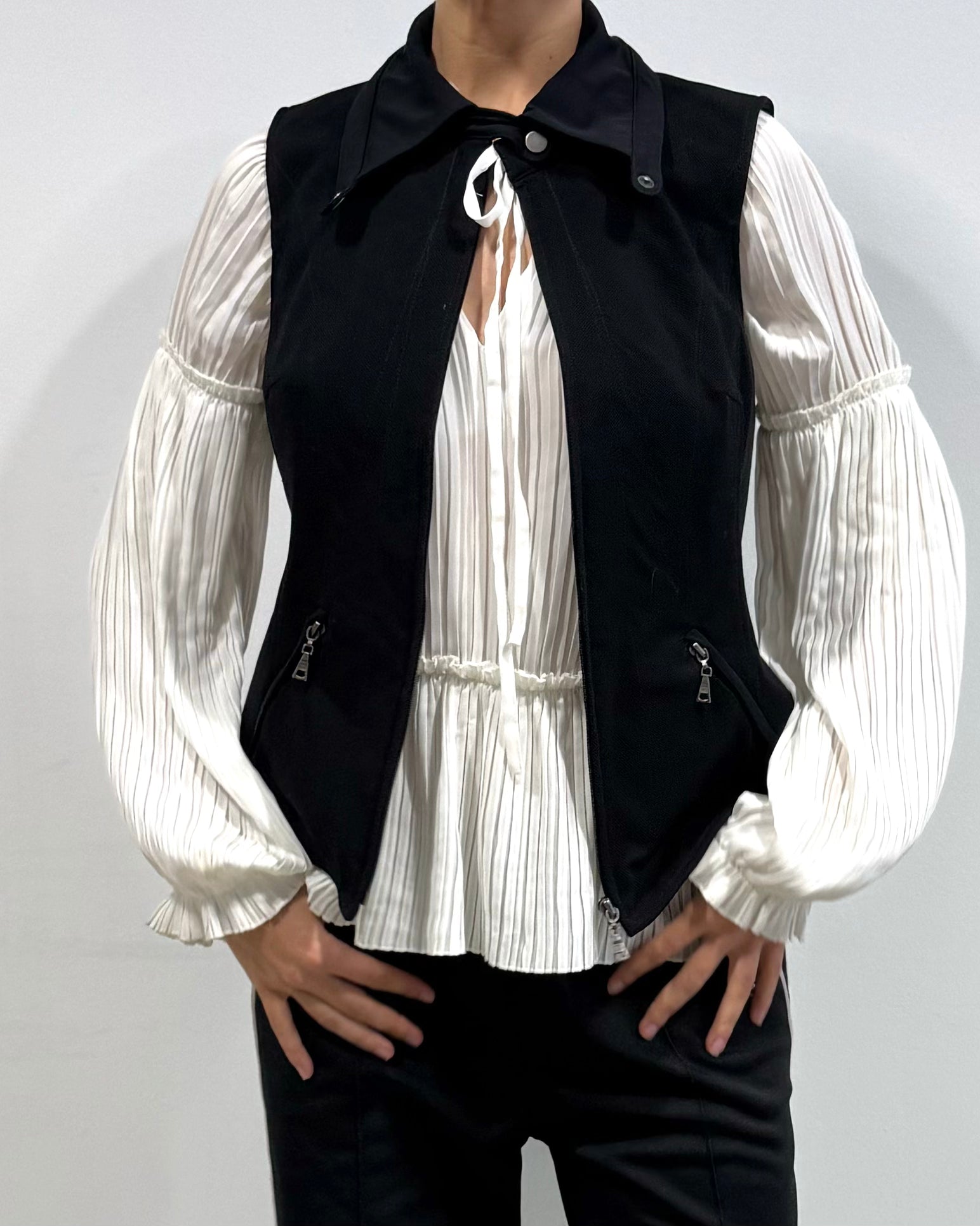 The rachele vest