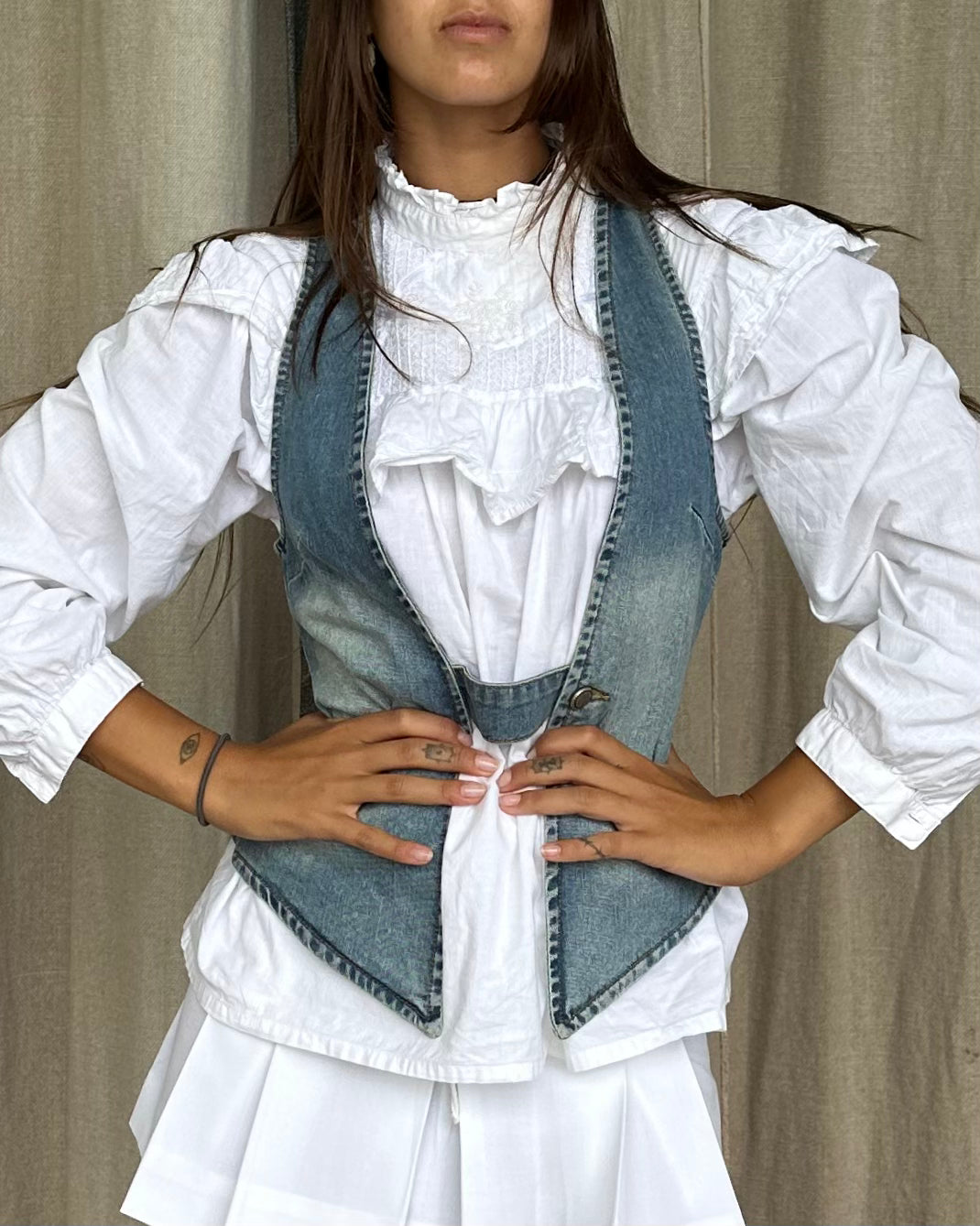 The ebbe vest