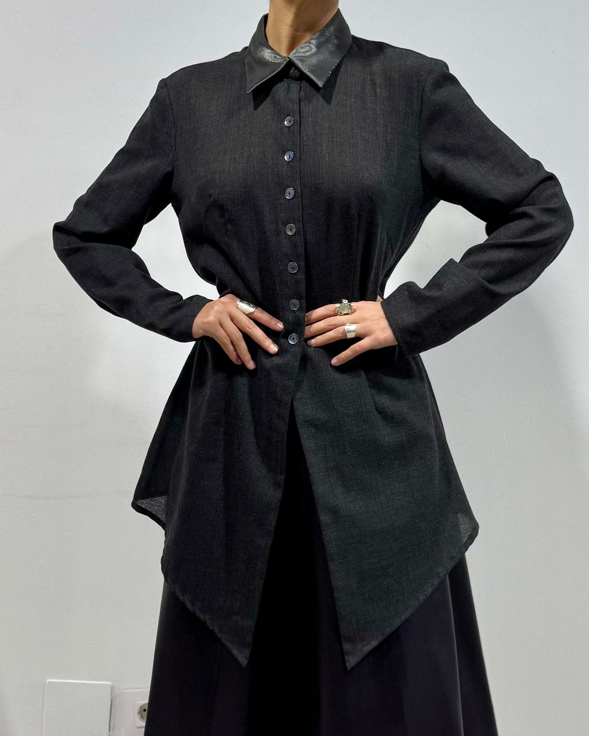 The greta shirt