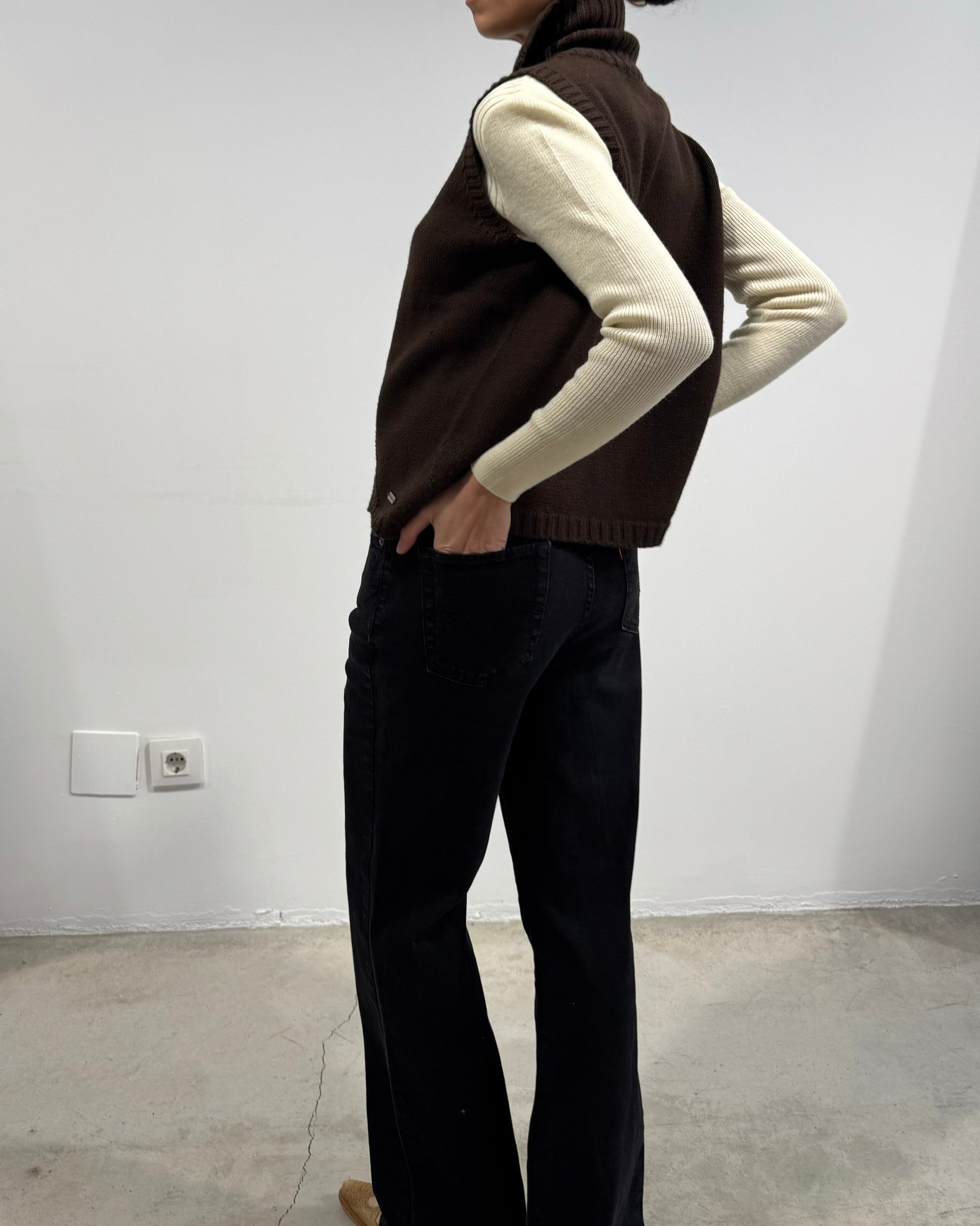 The chloe vest
