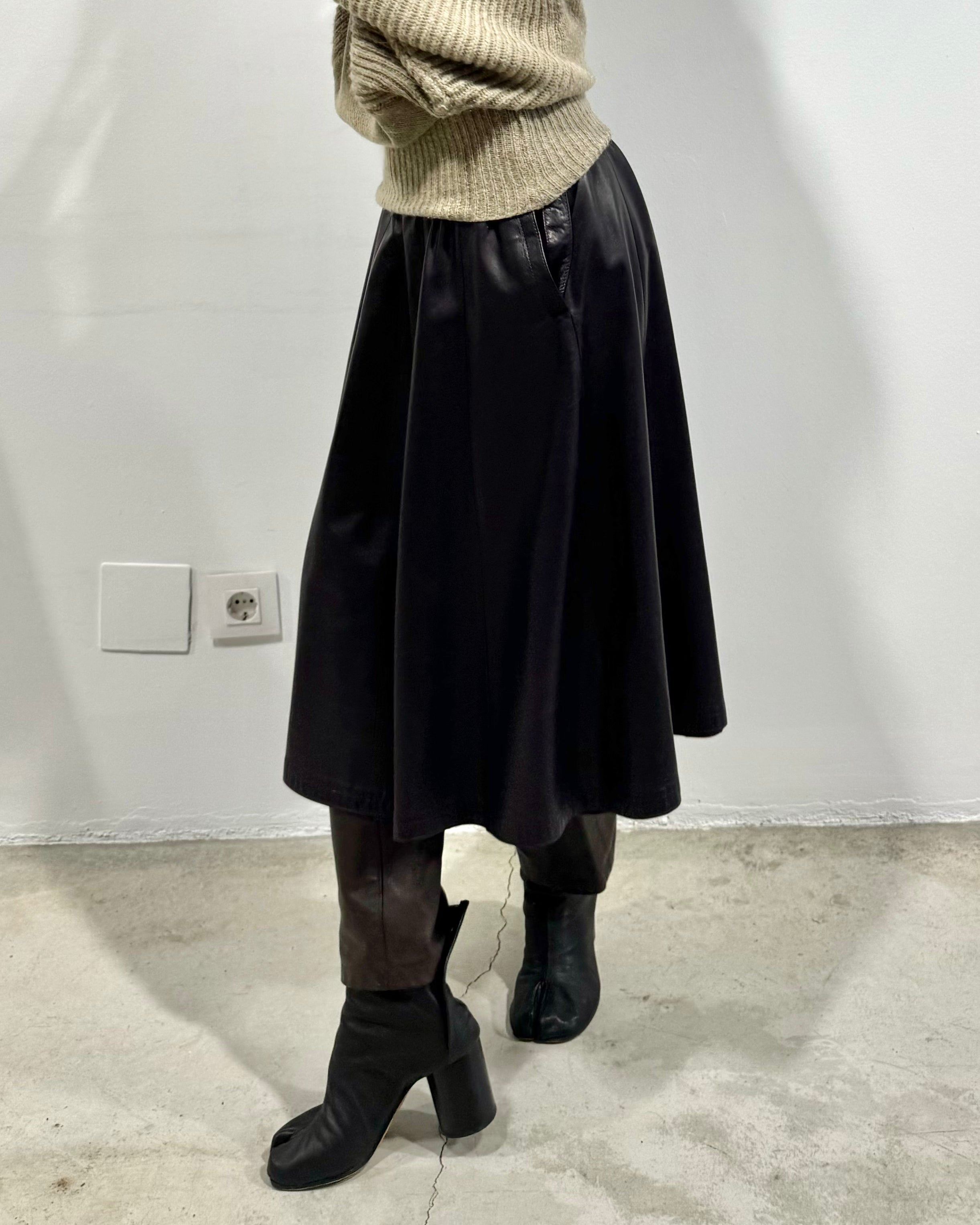 The emily leather skirt