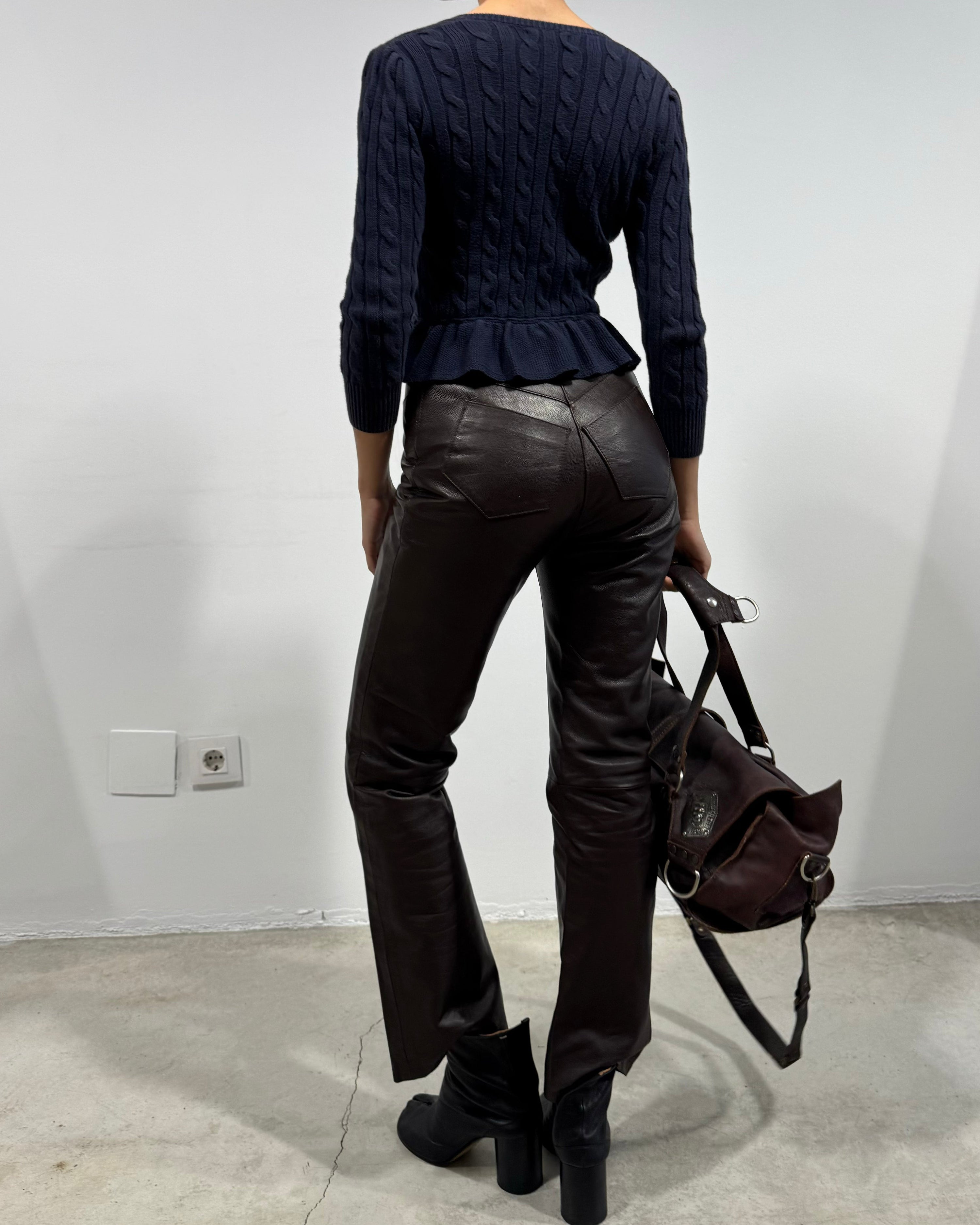 The victoria leather pants