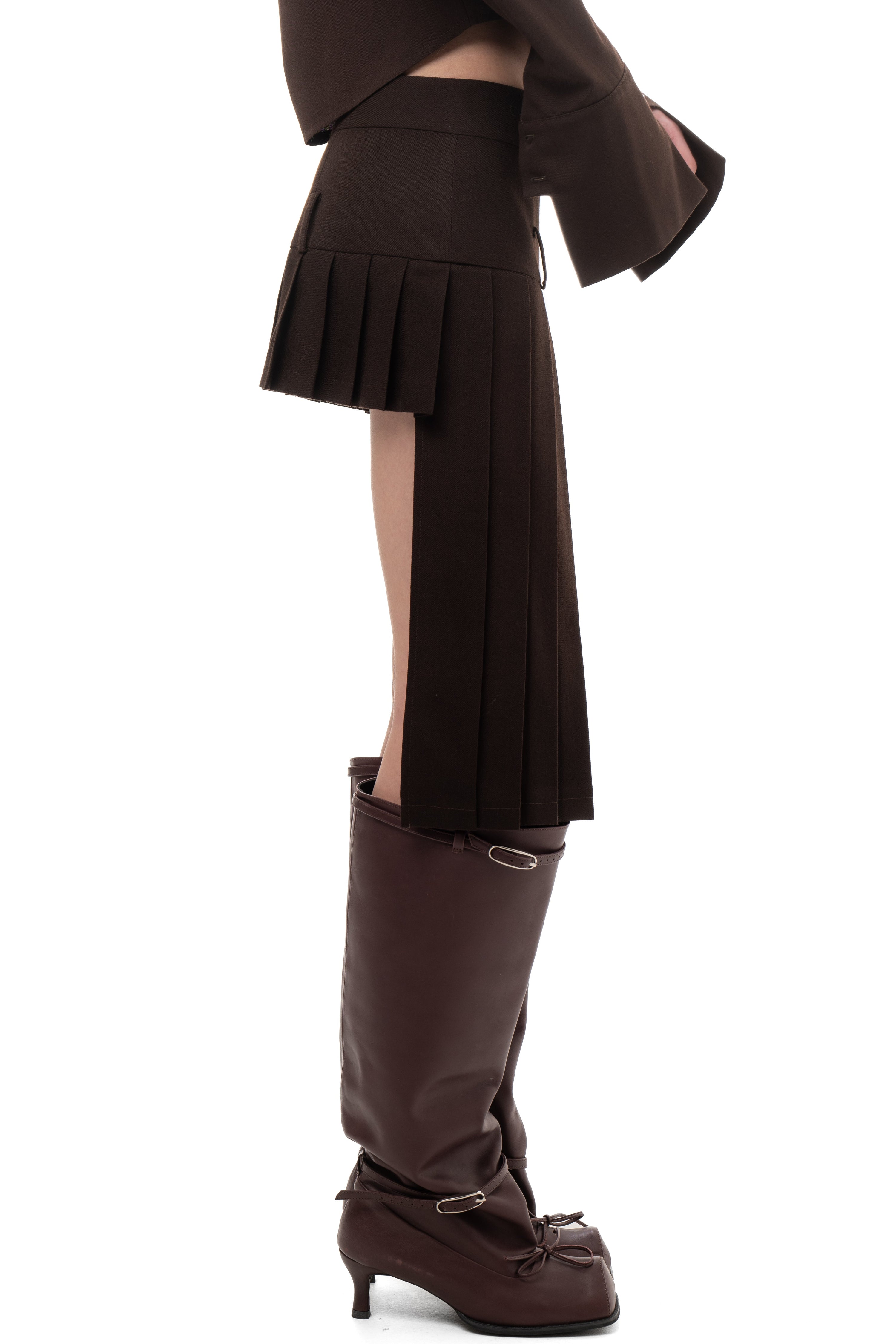 Pleated midi/mini skirt brown