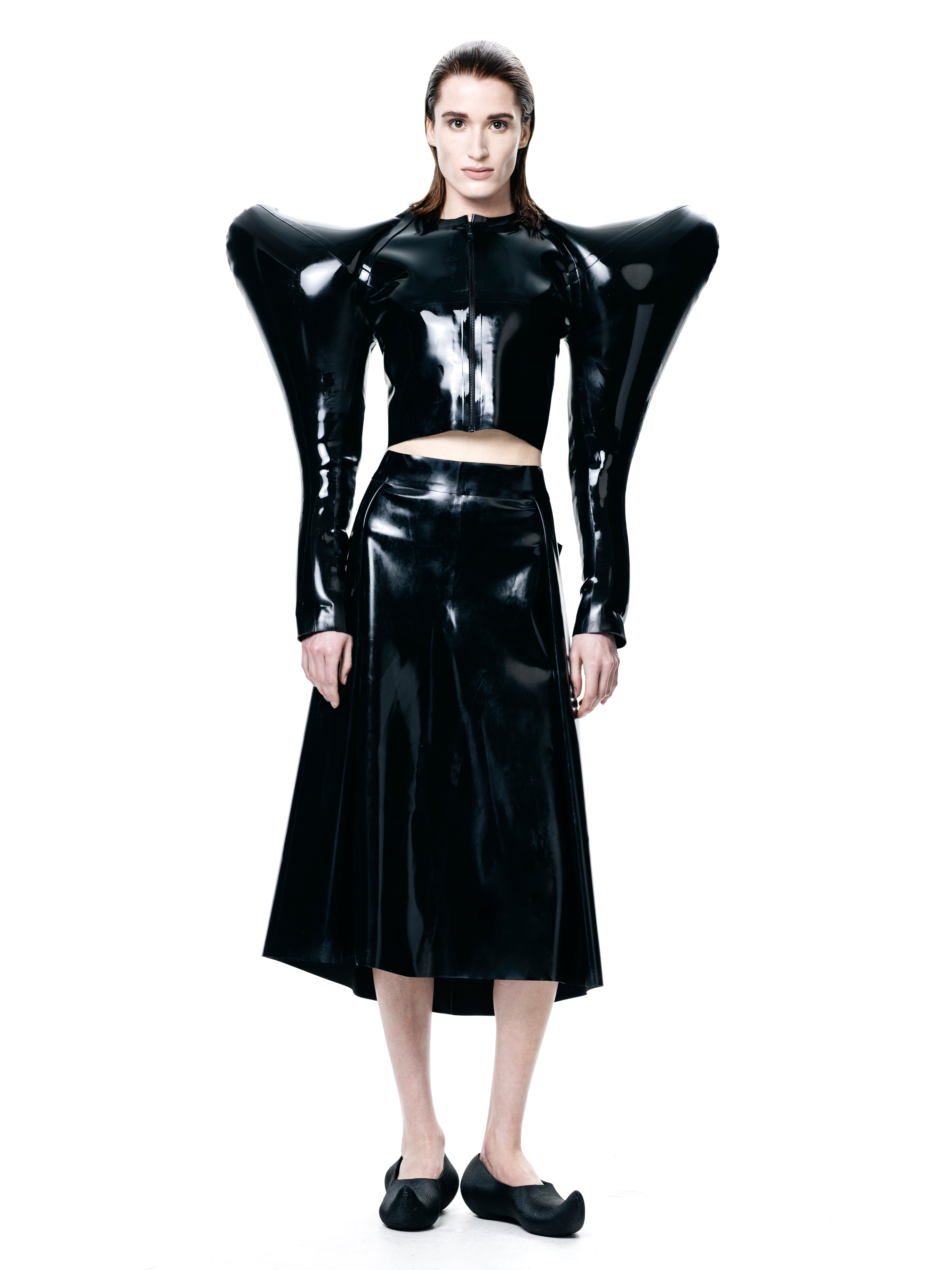 Inflatable shoulders jacket
