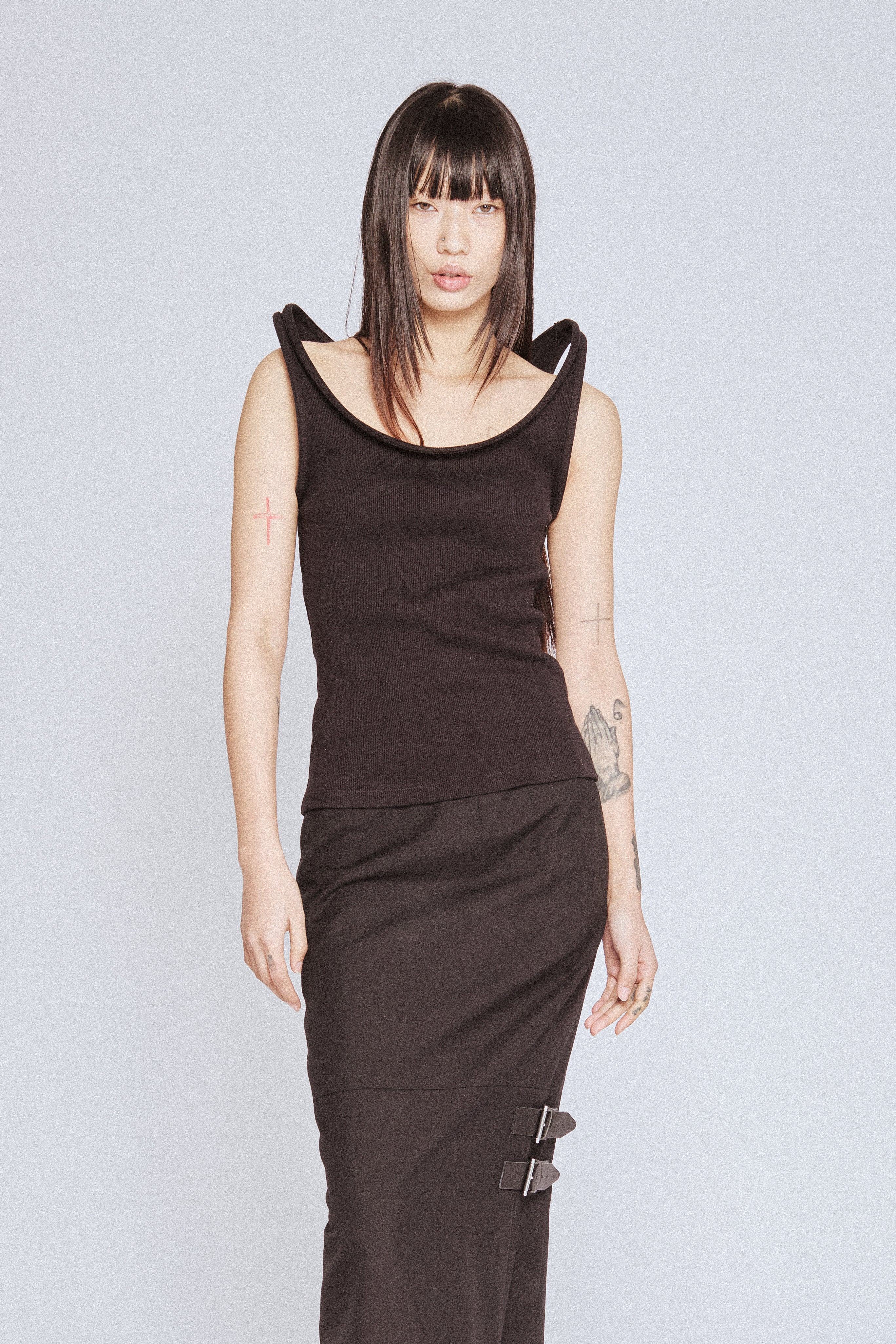 Blur tank top black