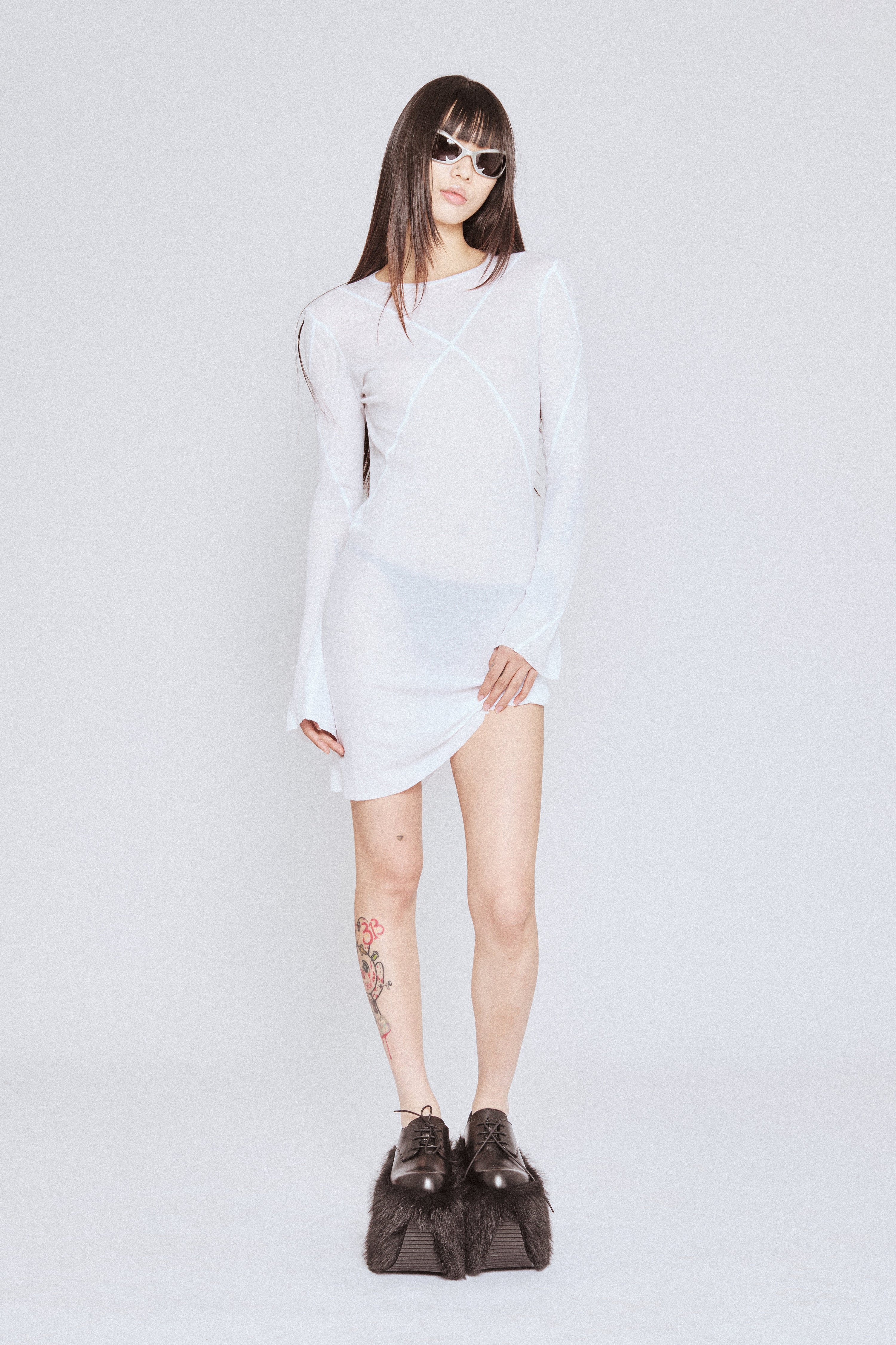 Blues longsleeve dress white