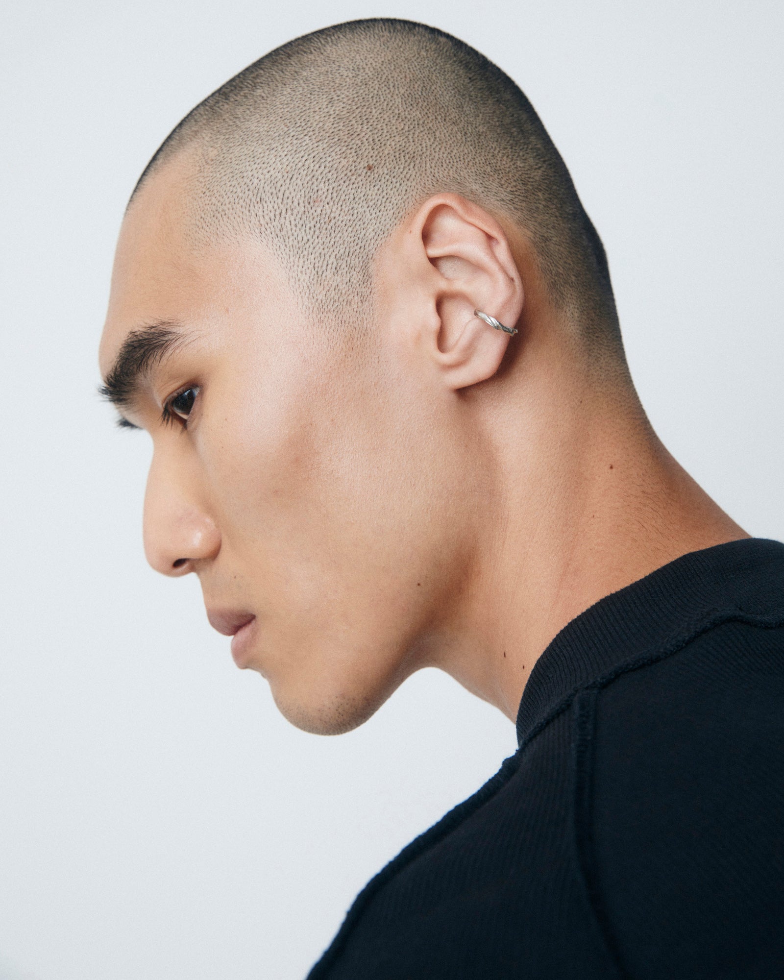 Ear cuff